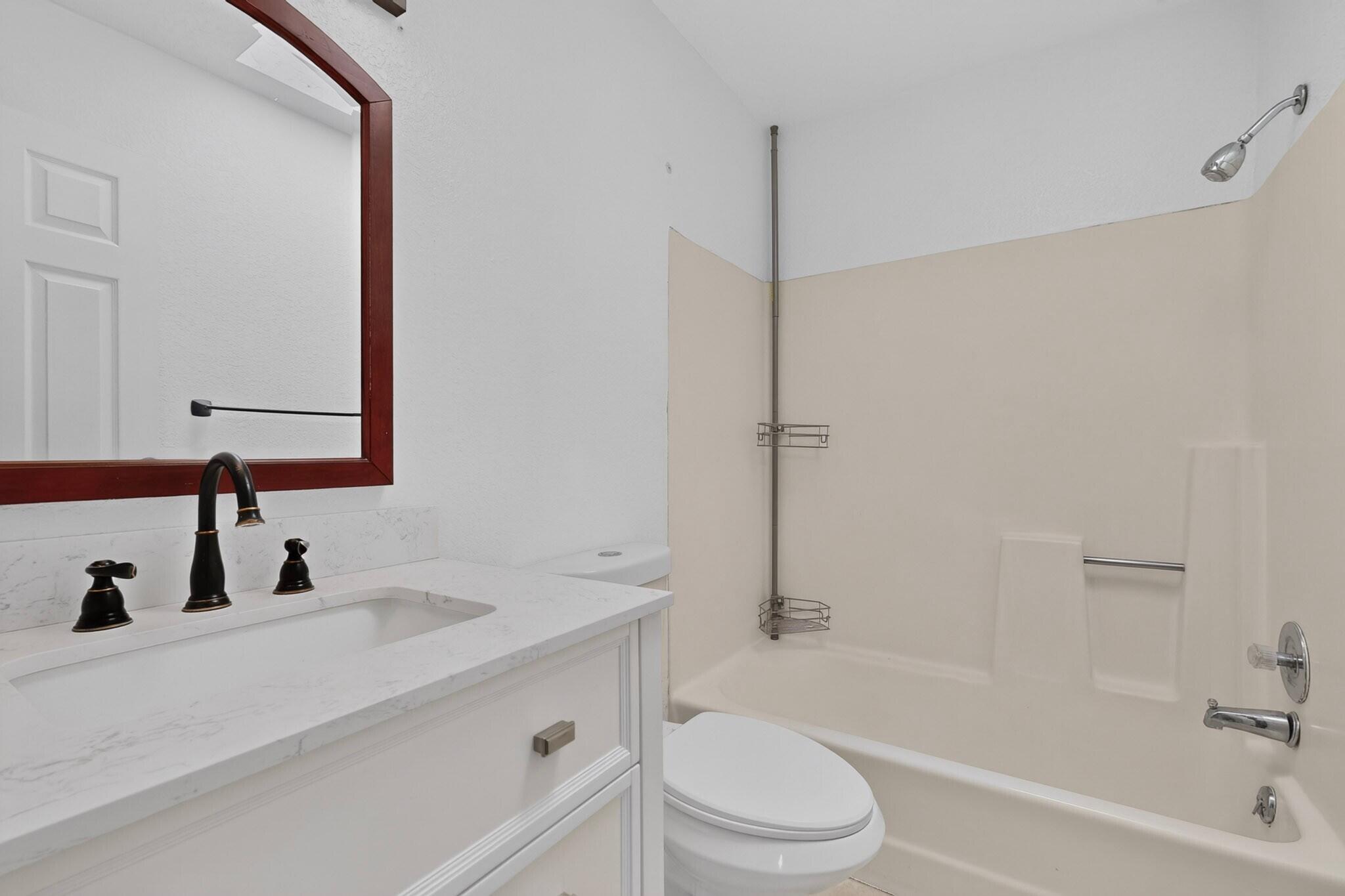 Photo 11 — 8201 Trumbull Avenue SE APT C
