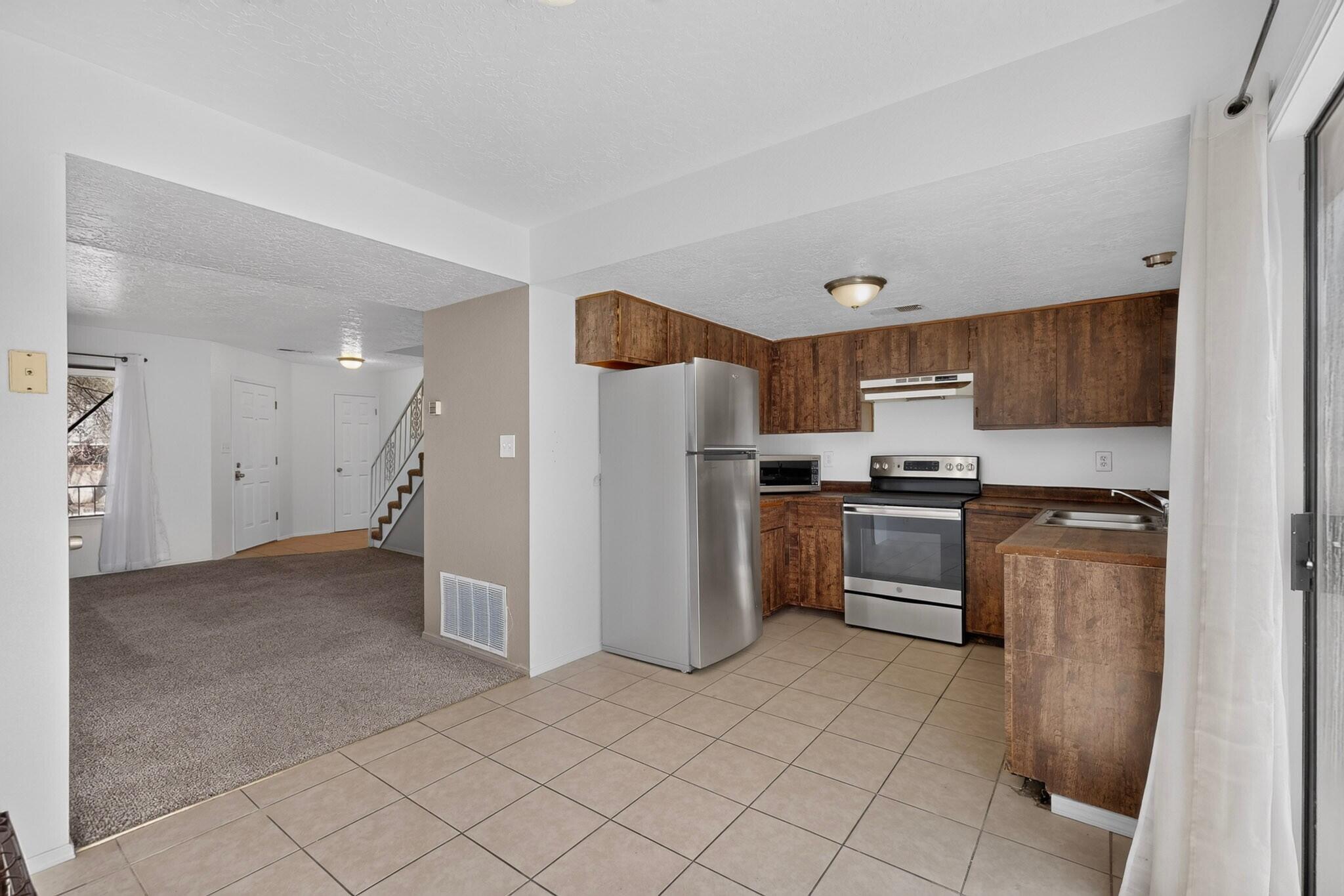 Photo 2 — 8201 Trumbull Avenue SE APT C