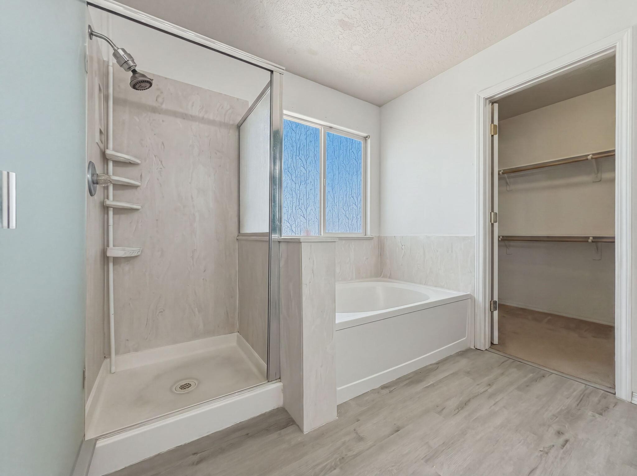 Photo 19 — 8805 Tradewind Road NW