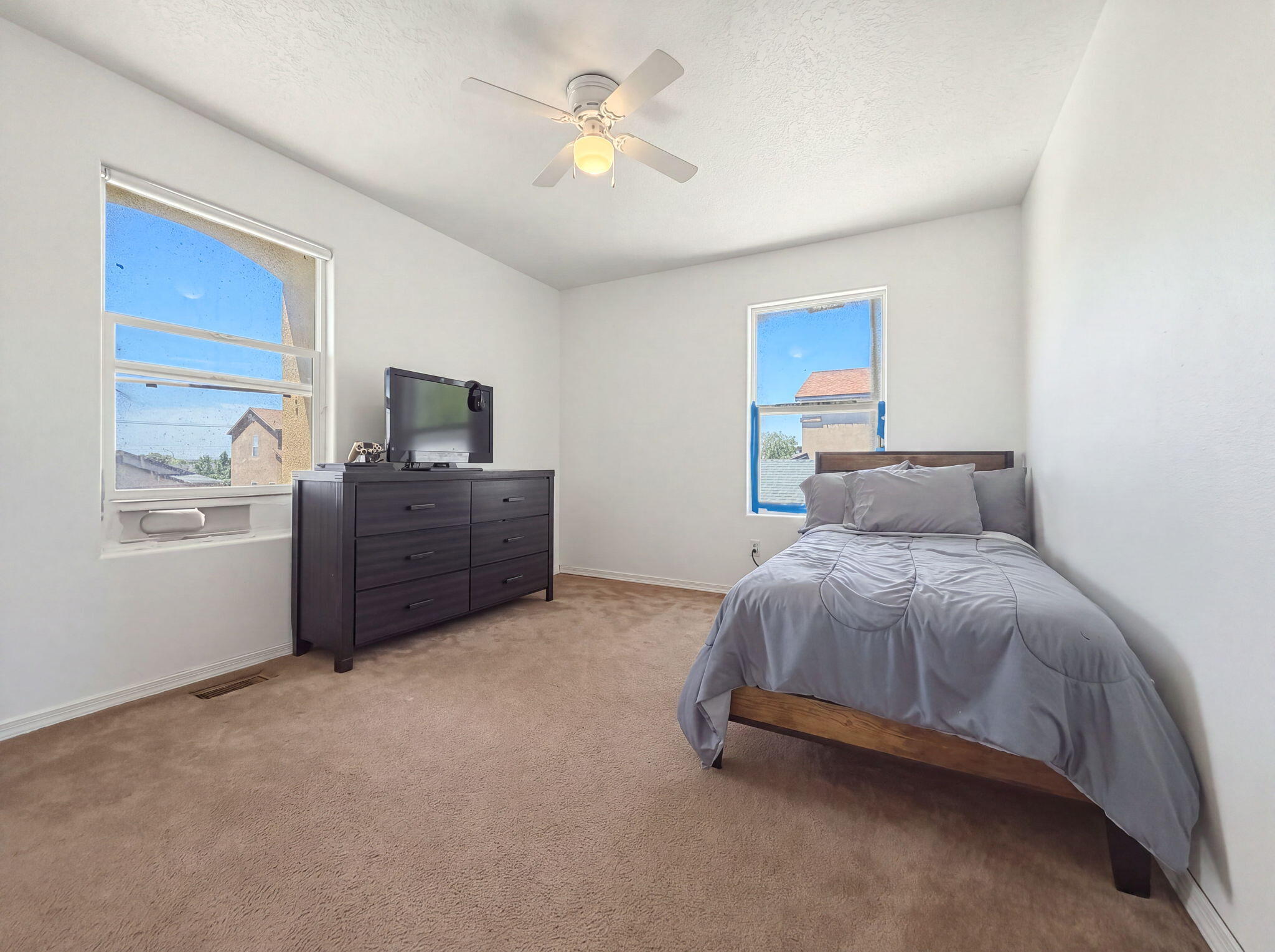 Photo 15 — 8805 Tradewind Road NW