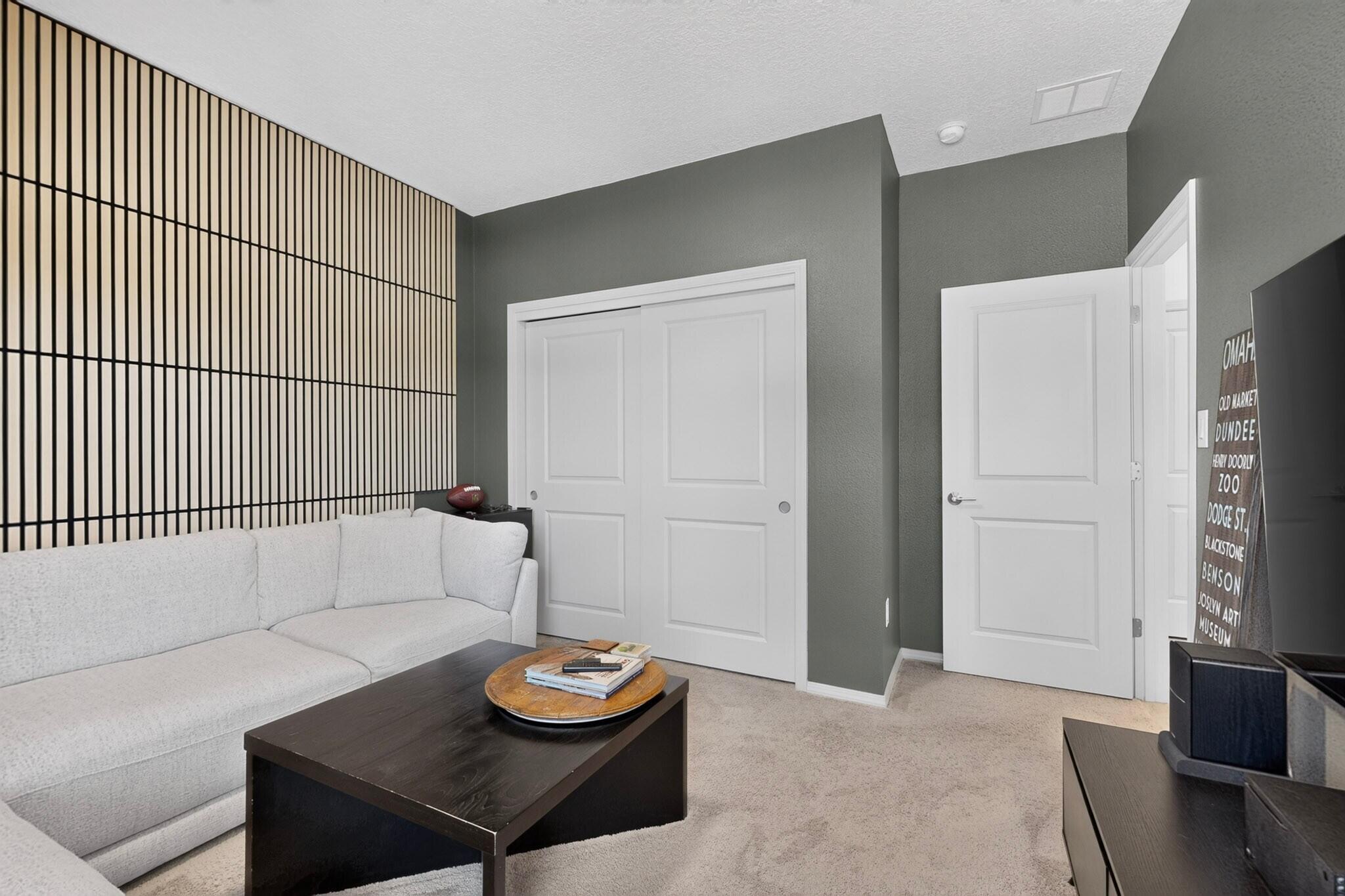 Photo 3 — 2425 Rothko Avenue SE