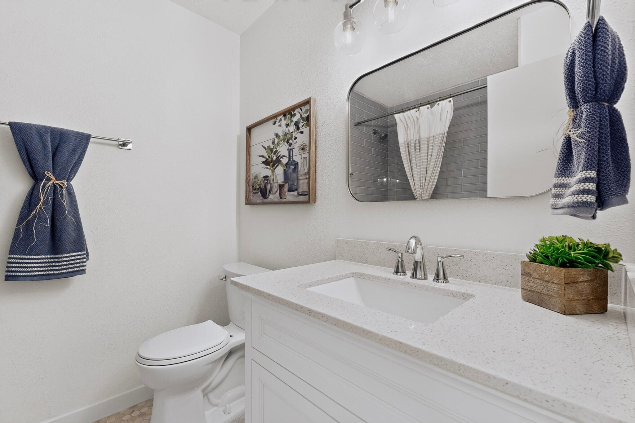 Photo 17 — 12701 Cloudview Avenue NE