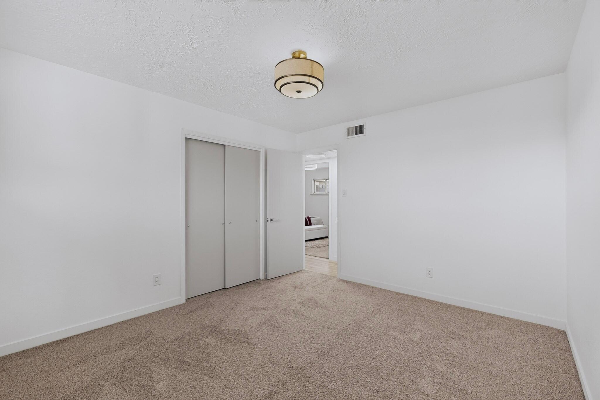 Photo 13 — 12701 Cloudview Avenue NE
