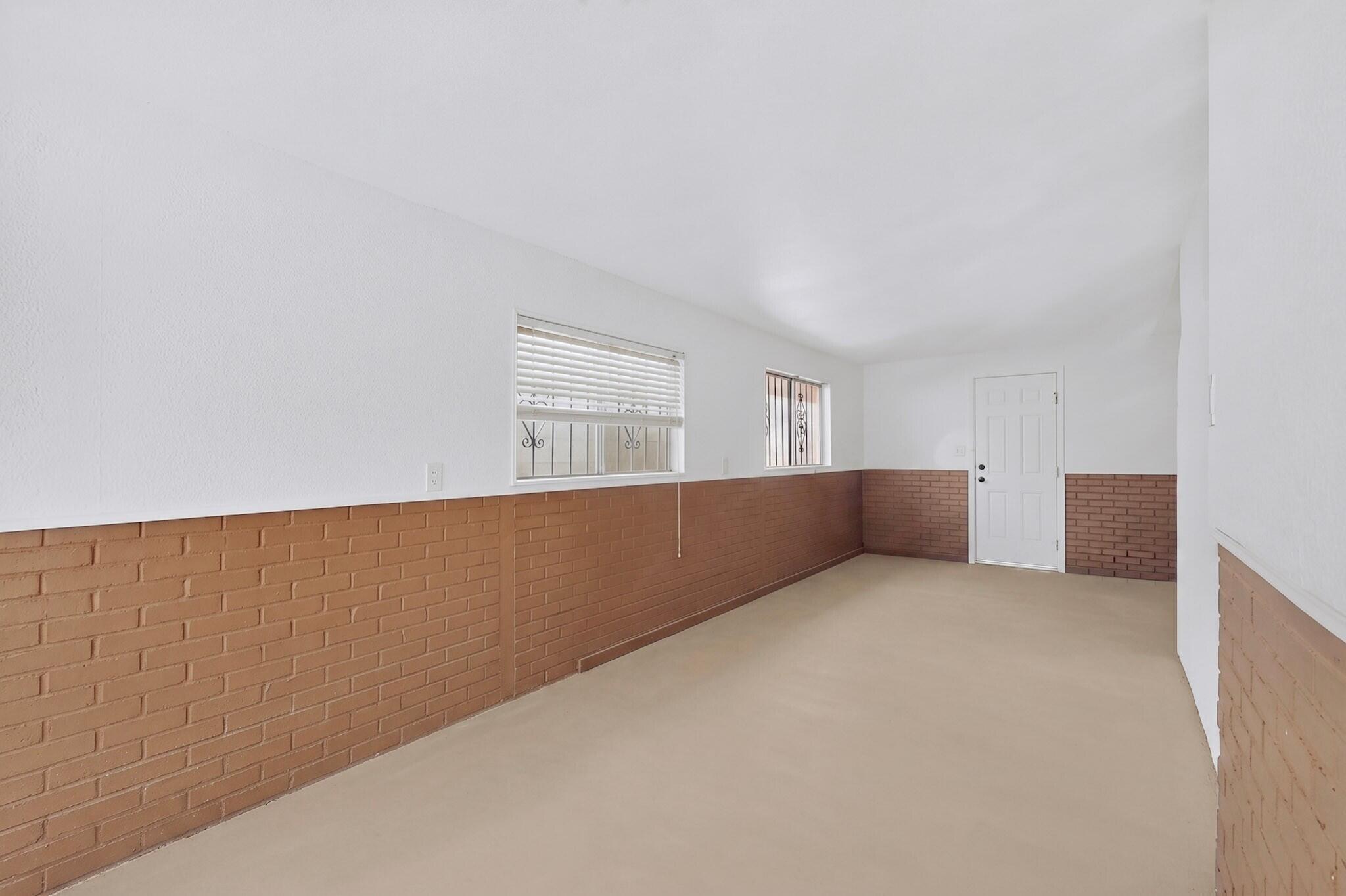 Photo 10 — 12701 Cloudview Avenue NE