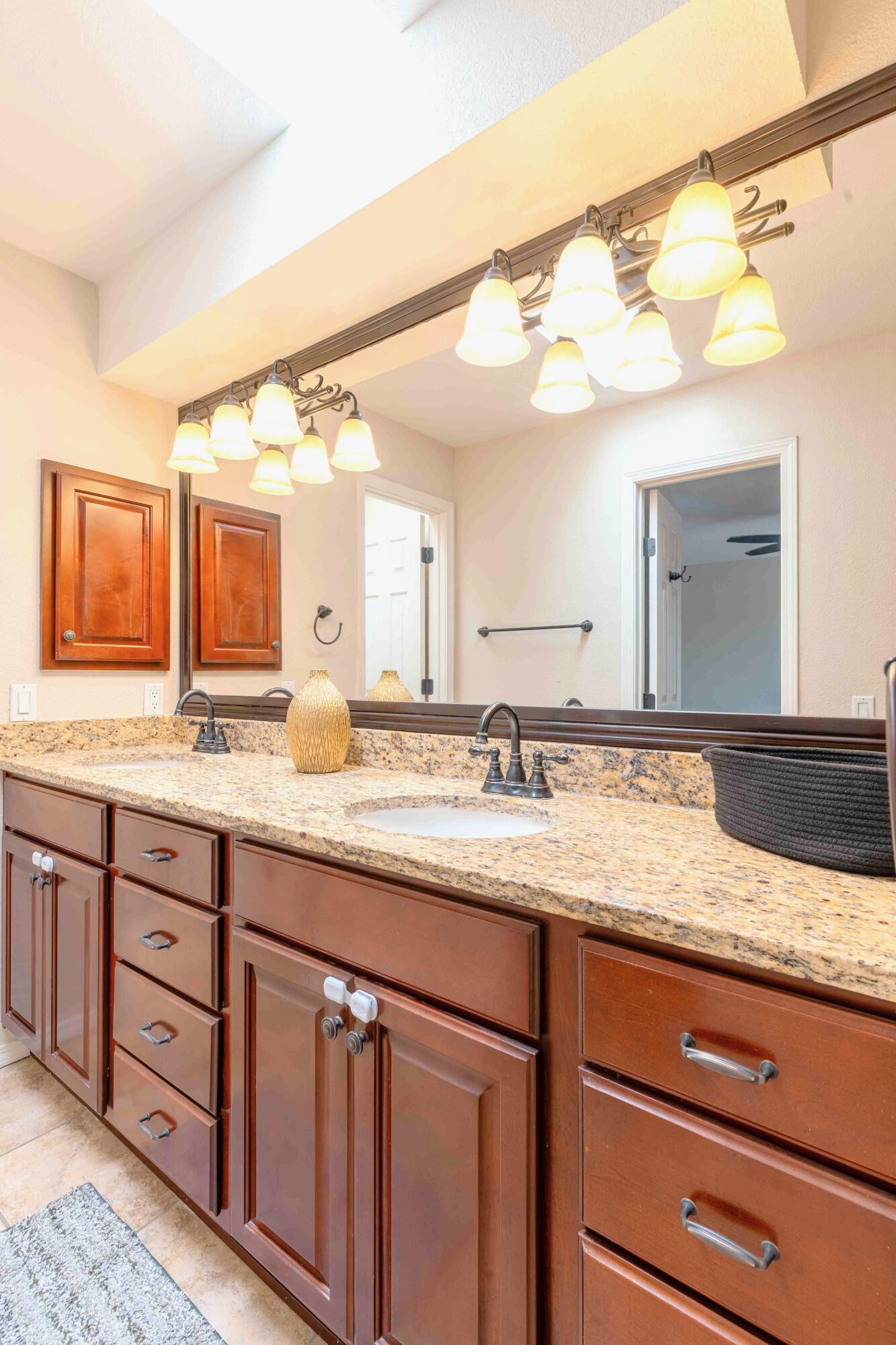 Photo 12 — 6808 Astair Avenue NW