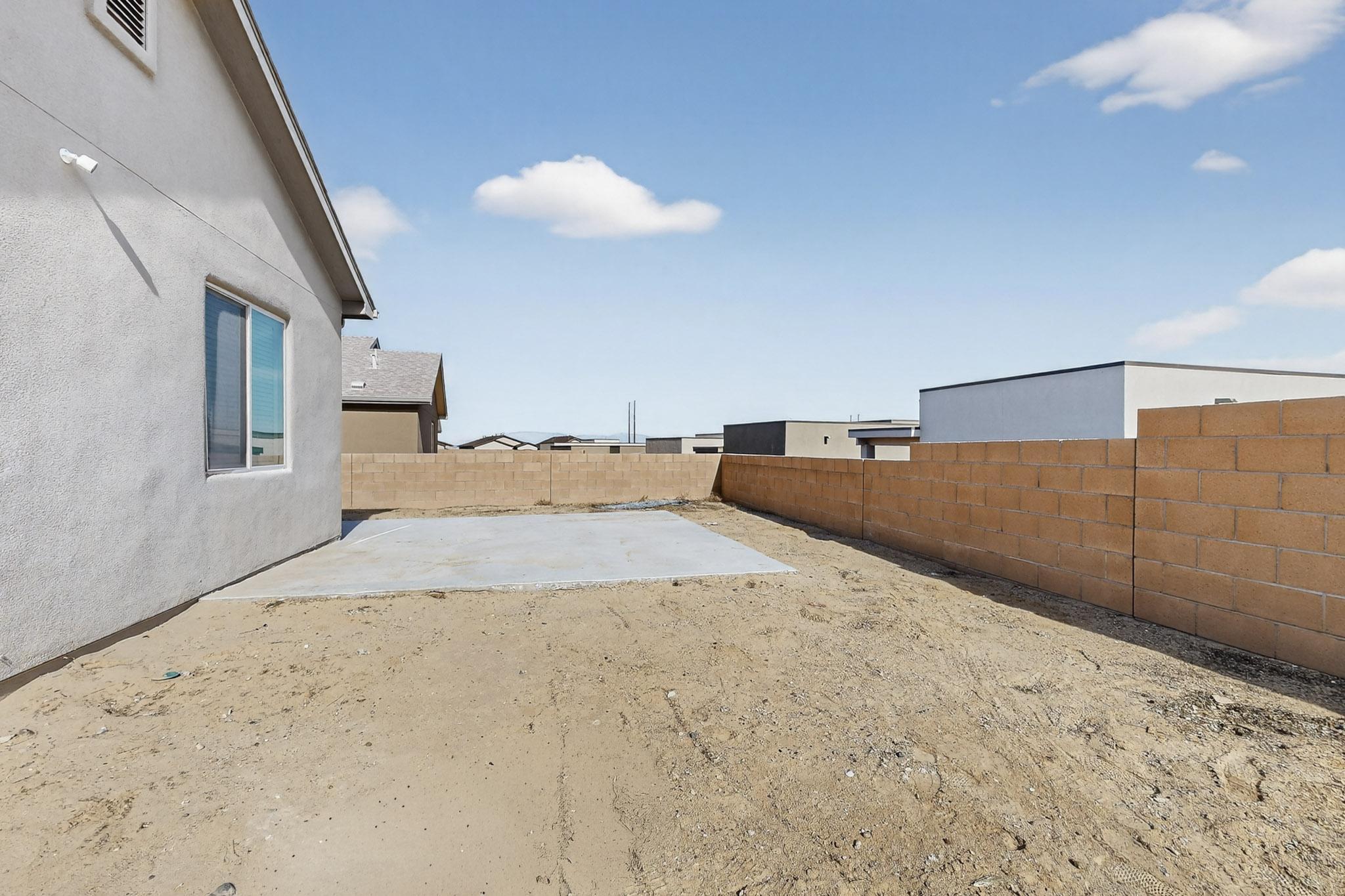 Photo 2 — 294 Adeline Avenue SW