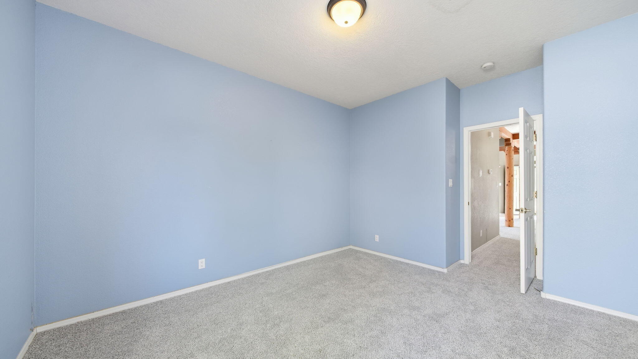 Photo 19 — 5037 Brighton Hills Drive NE