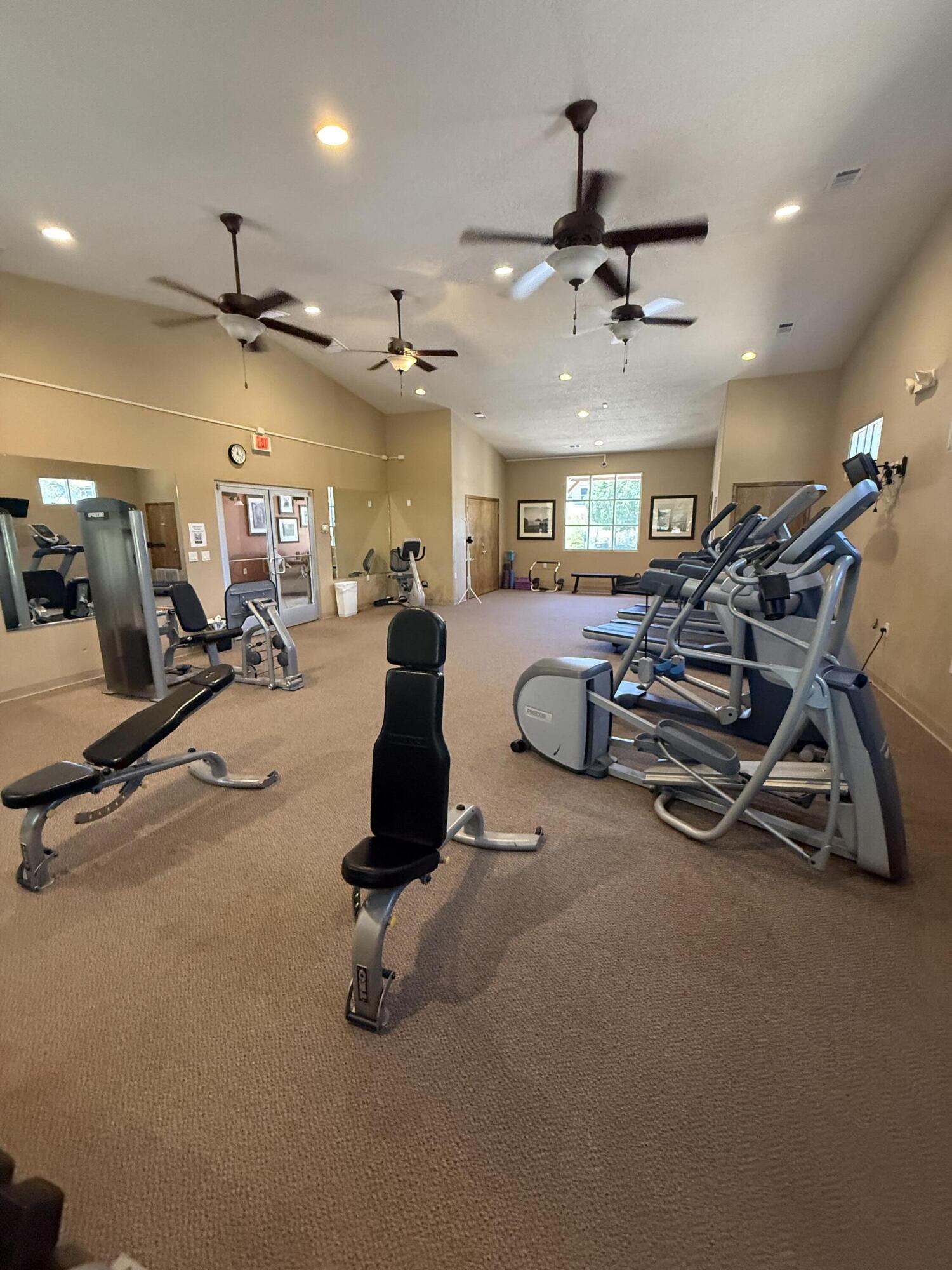 Photo 19 — 10848 Arguello Trail NE