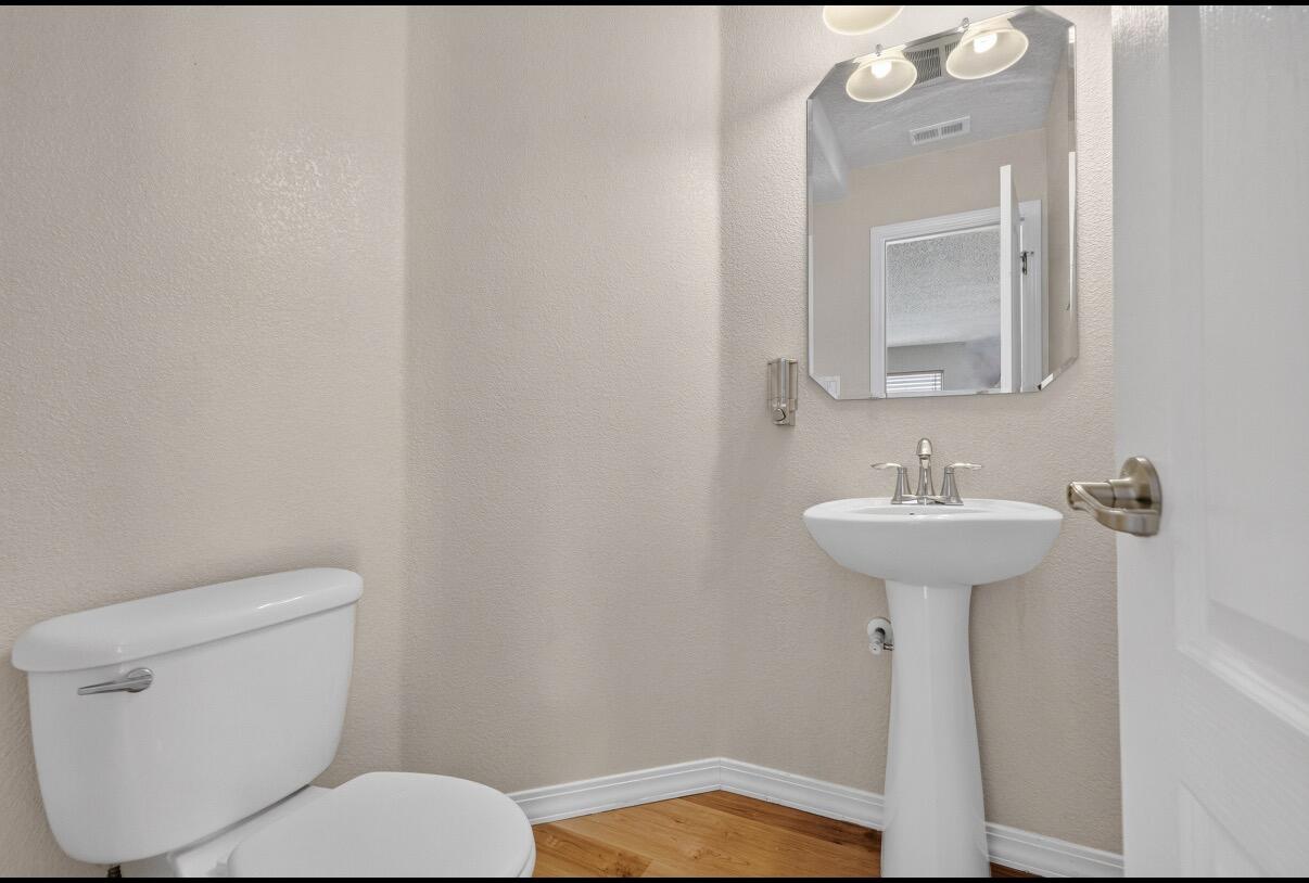 Photo 6 — 10848 Arguello Trail NE