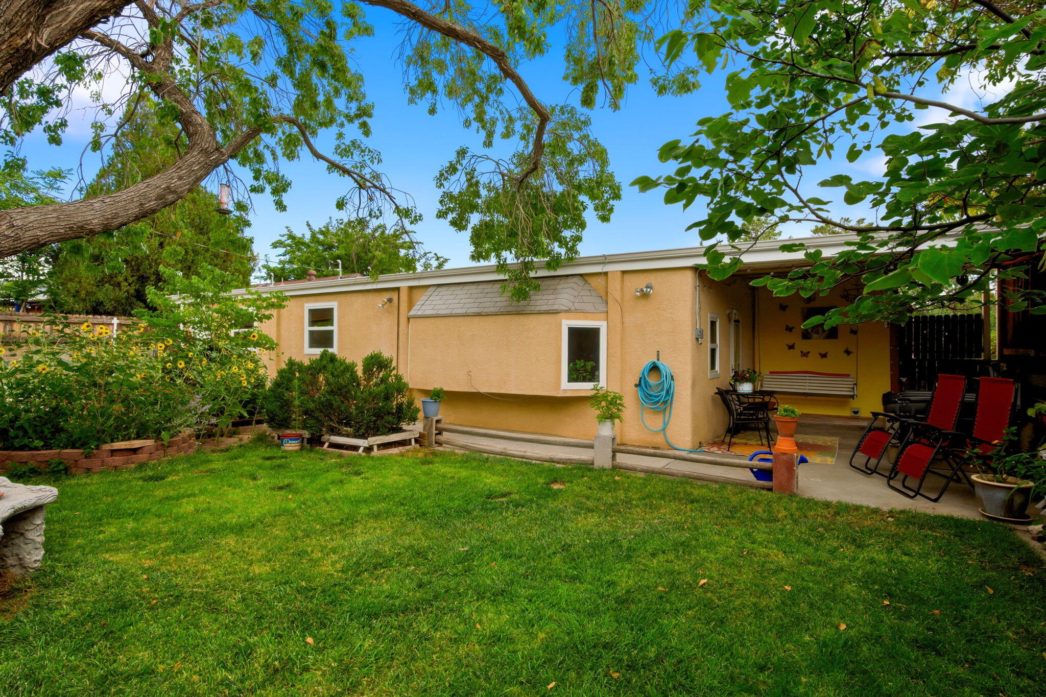 Photo 4 — 9717 Snowheights Boulevard NE