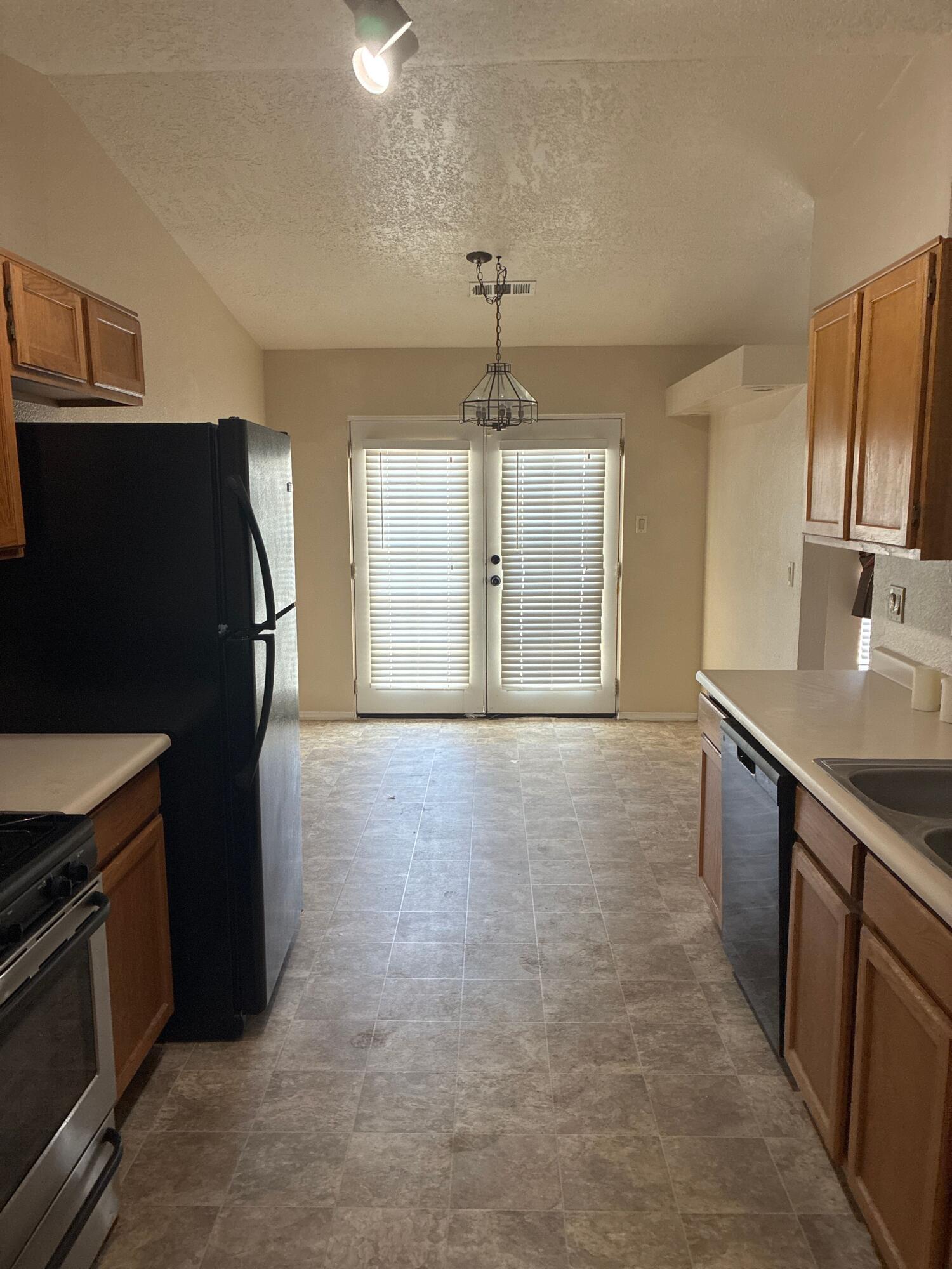 Photo 2 — 5432 Pepperwood Court NW