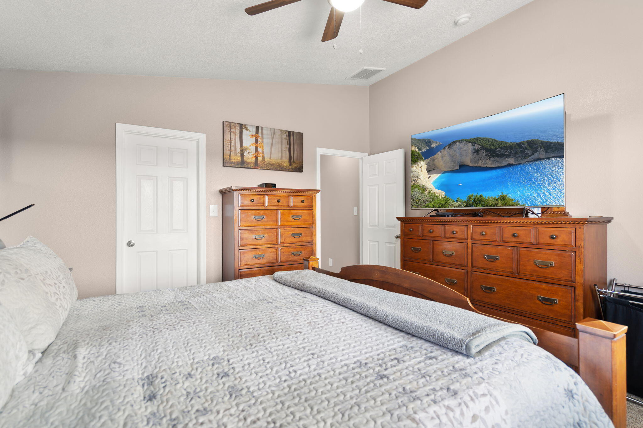 Photo 7 — 3729 Lucid Meadows Drive NE