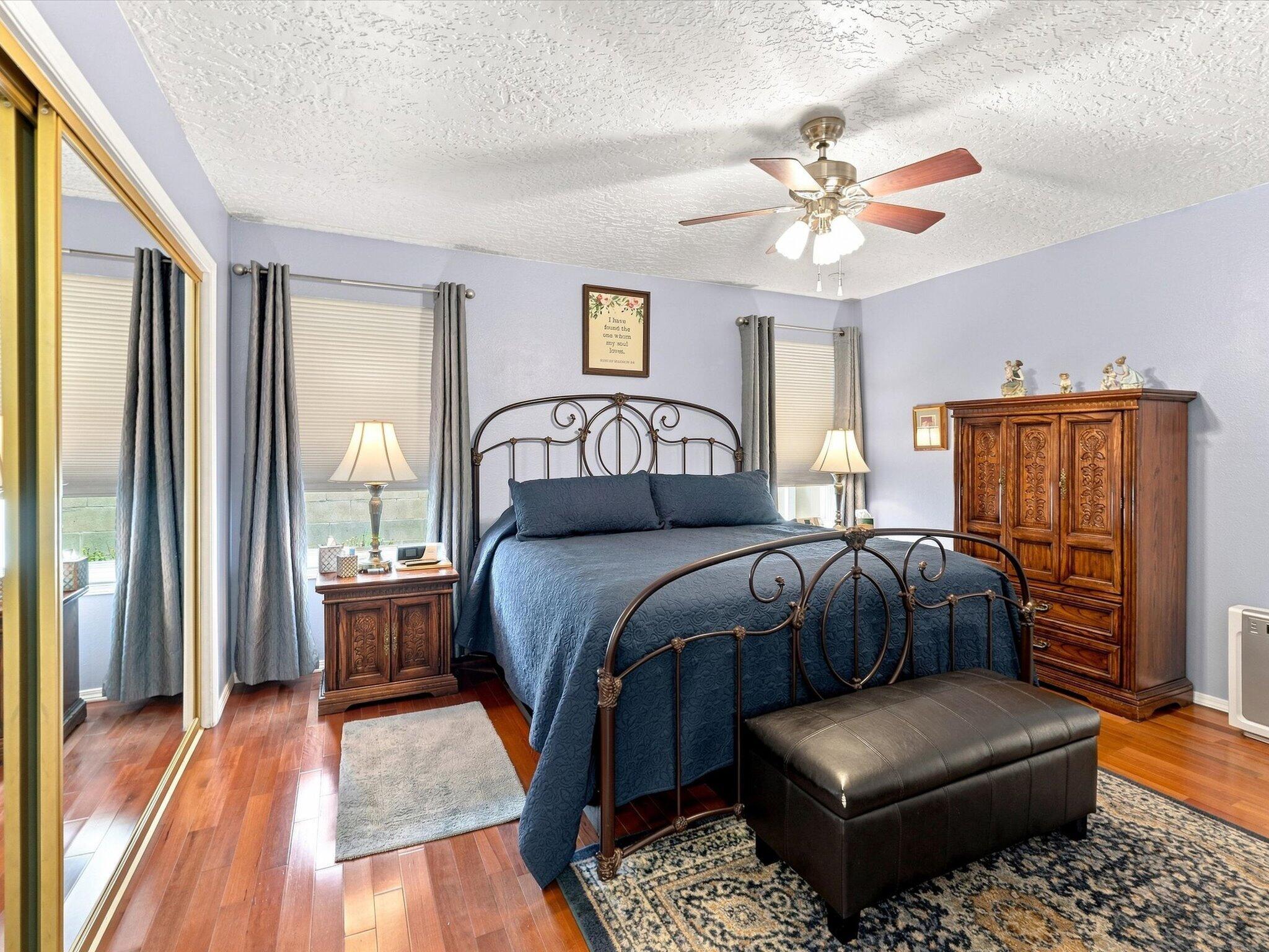 Photo 8 — 7108 Vivian Drive NE