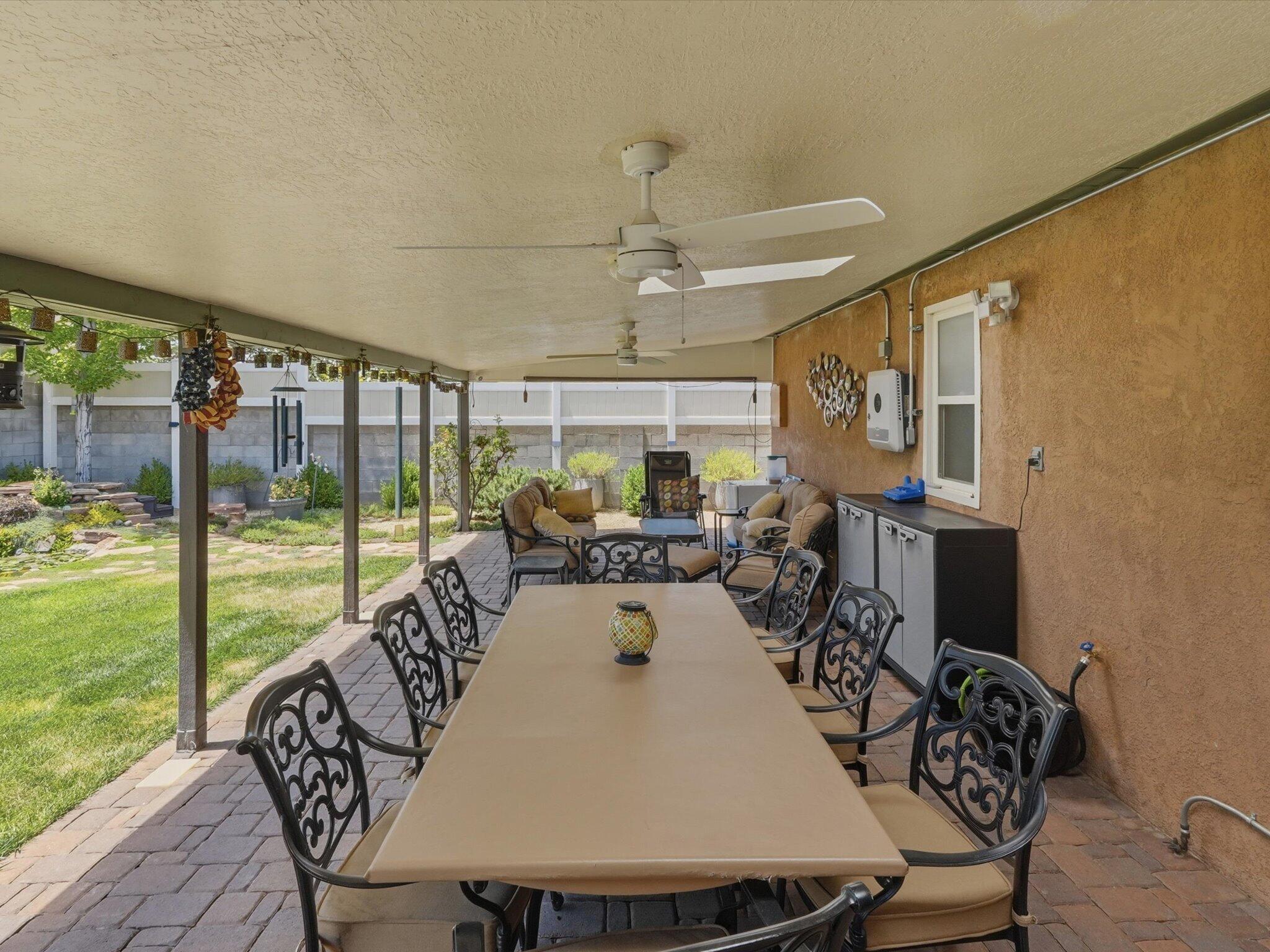 Photo 12 — 7108 Vivian Drive NE