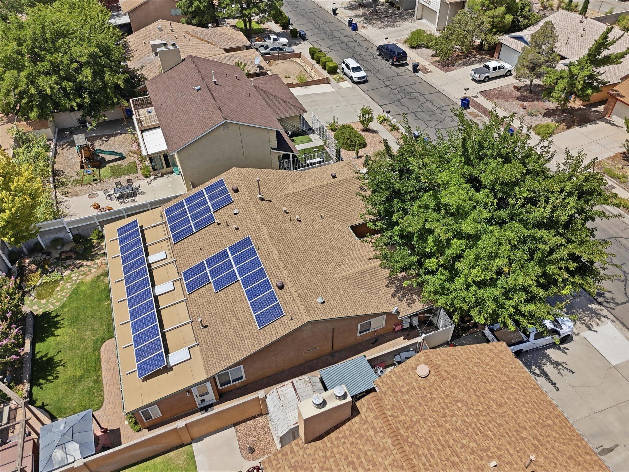 Photo 6 — 7108 Vivian Drive NE