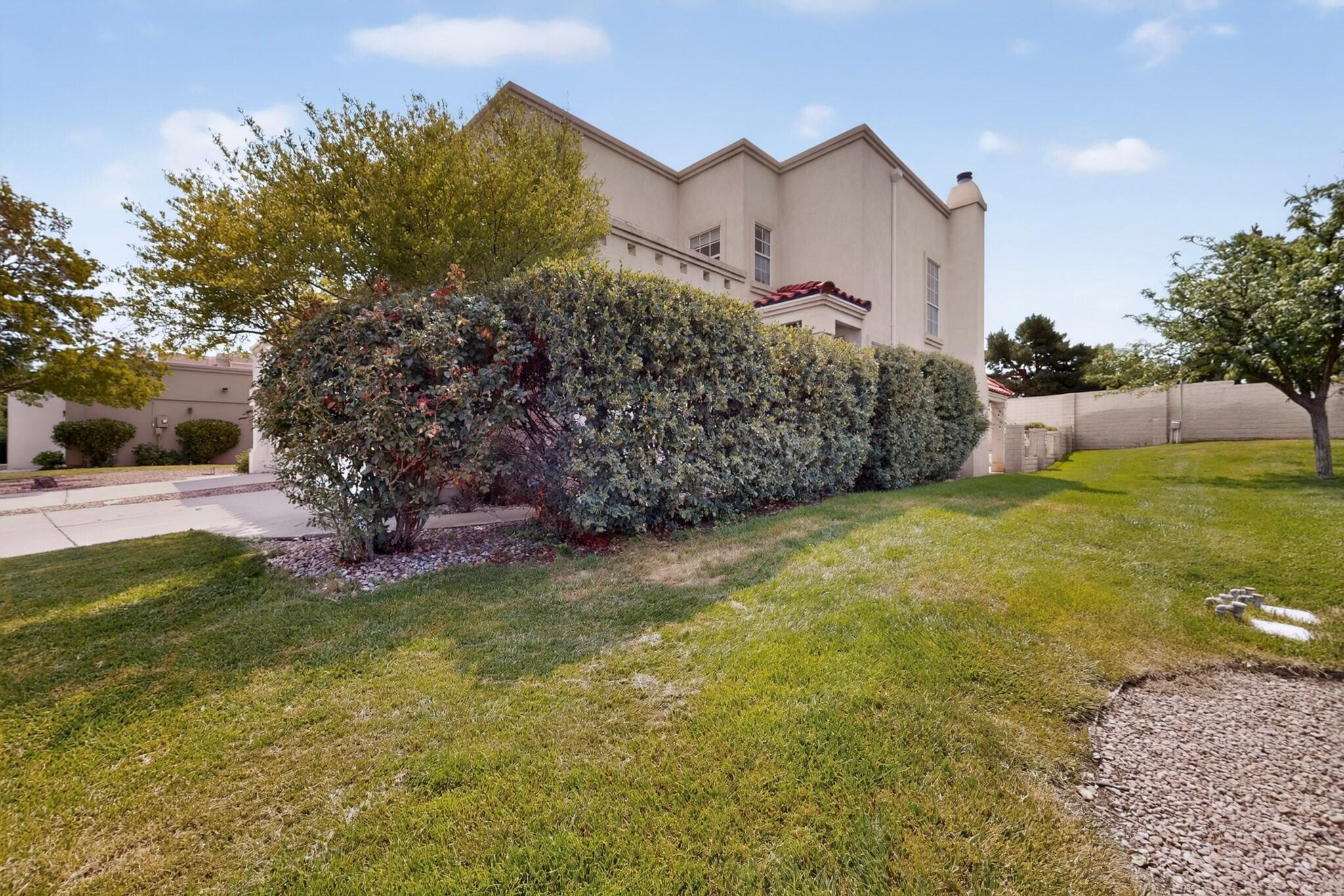 Photo 3 — 9300 Ironshore NE