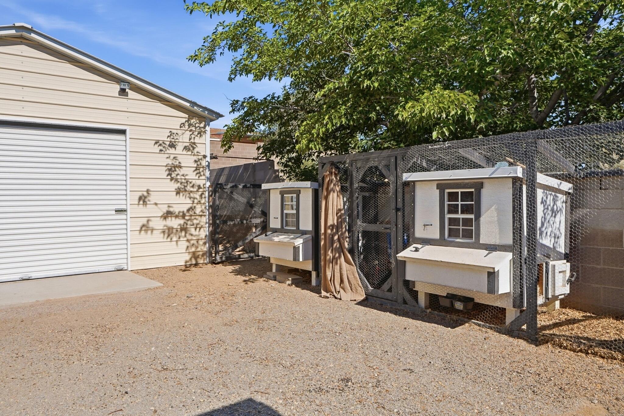 Photo 7 — 2505 Twin Buttes Drive NE