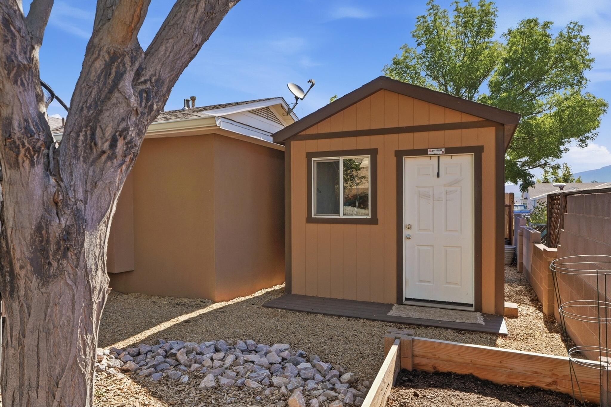 Photo 13 — 2505 Twin Buttes Drive NE