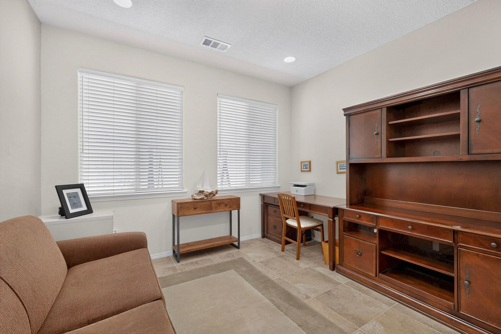 Photo 2 — 923 Evening Primrose Lane
