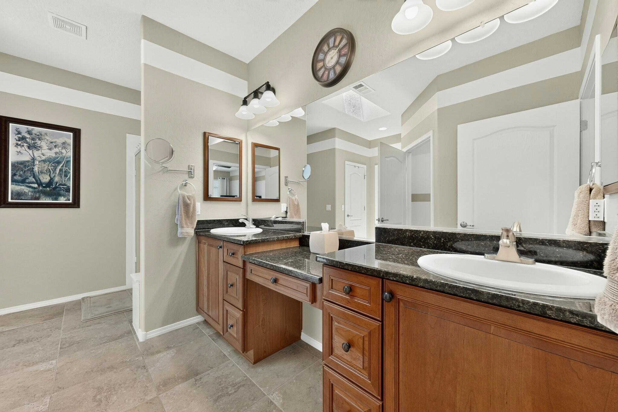 Photo 6 — 923 Evening Primrose Lane