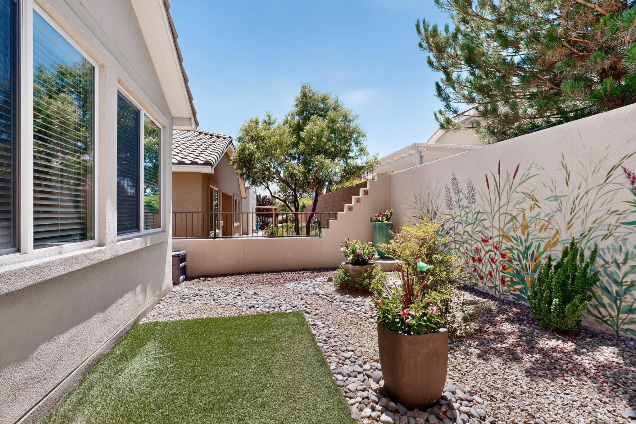 Photo 19 — 923 Evening Primrose Lane