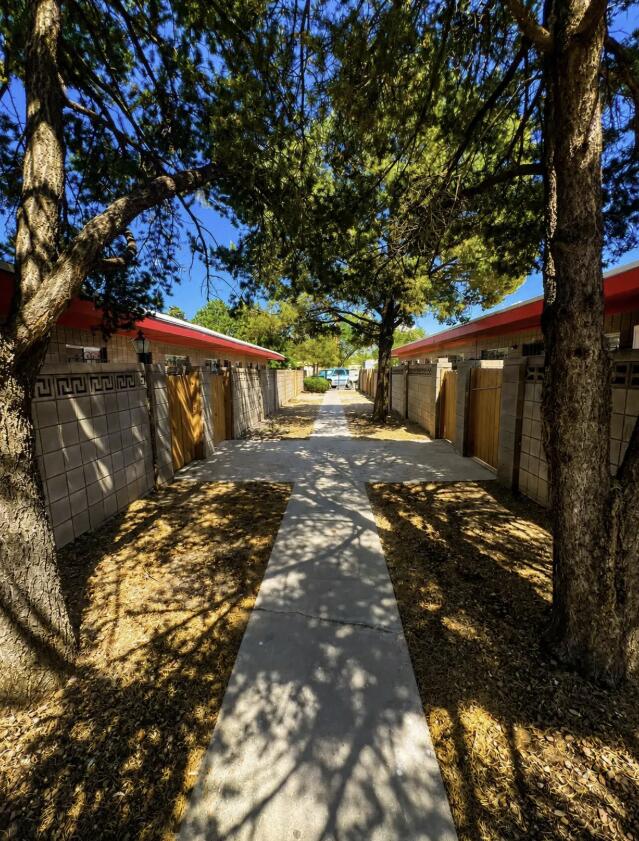 631 & 633 Mesilla Street SE, Albuquerque, NM 87108