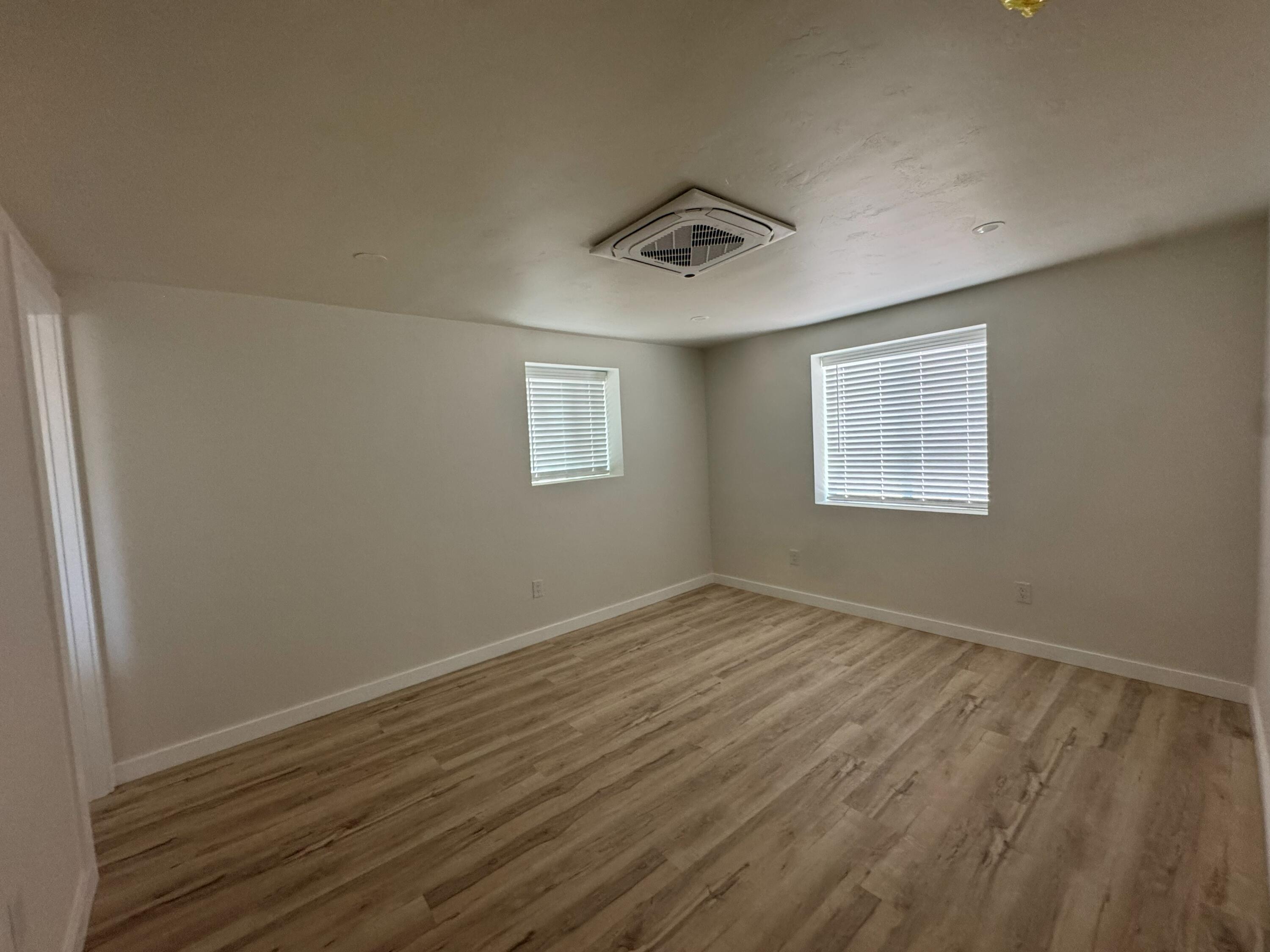 Photo 2 — 1804 Slate Avenue NW