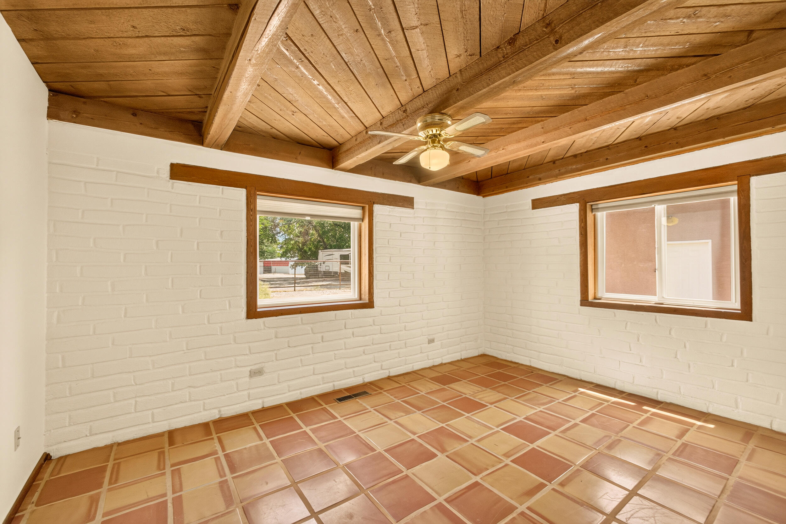 Photo 14 — 251 Sichler Drive SW