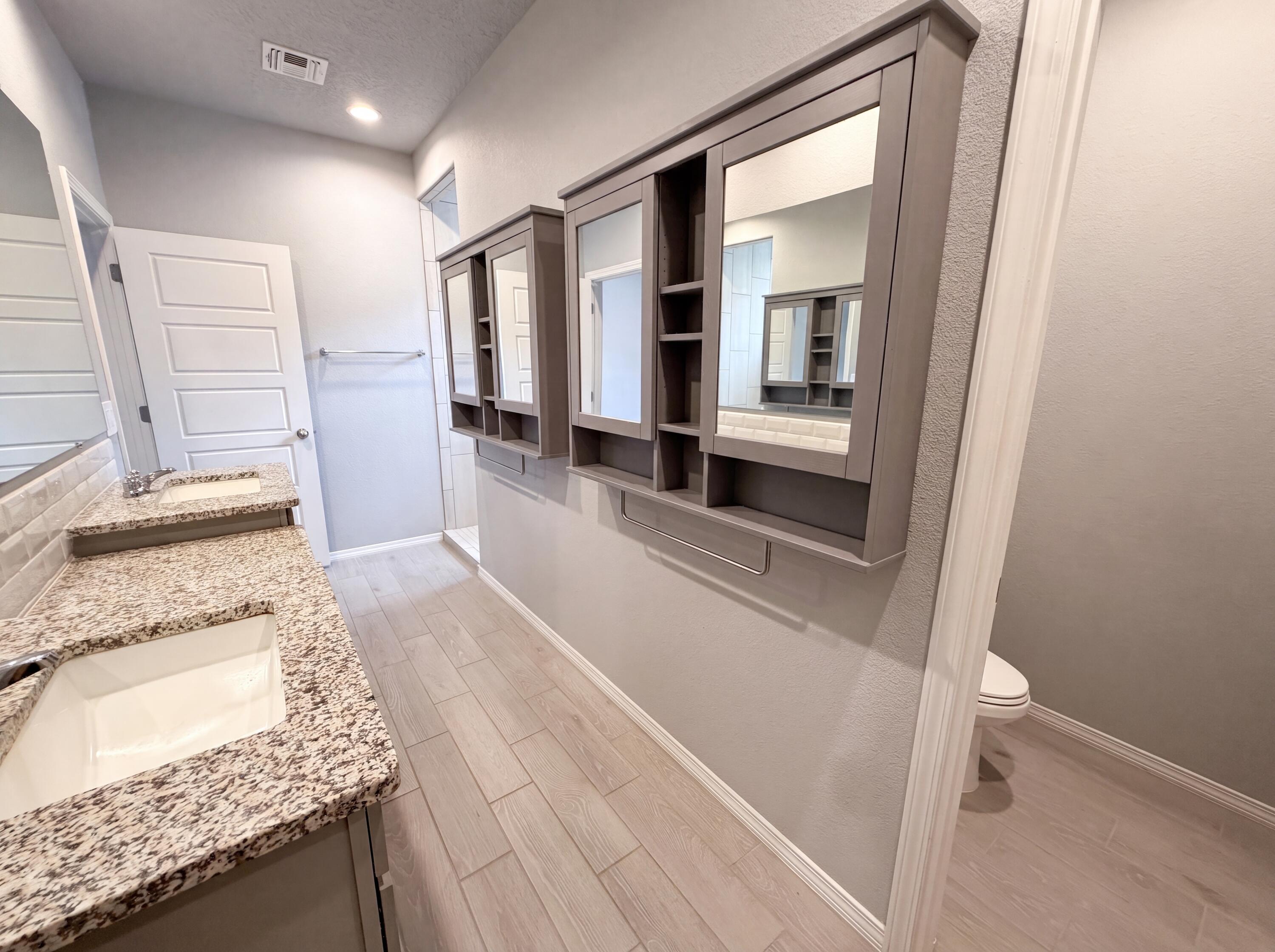 Photo 12 — 2539 McCauley Loop NE