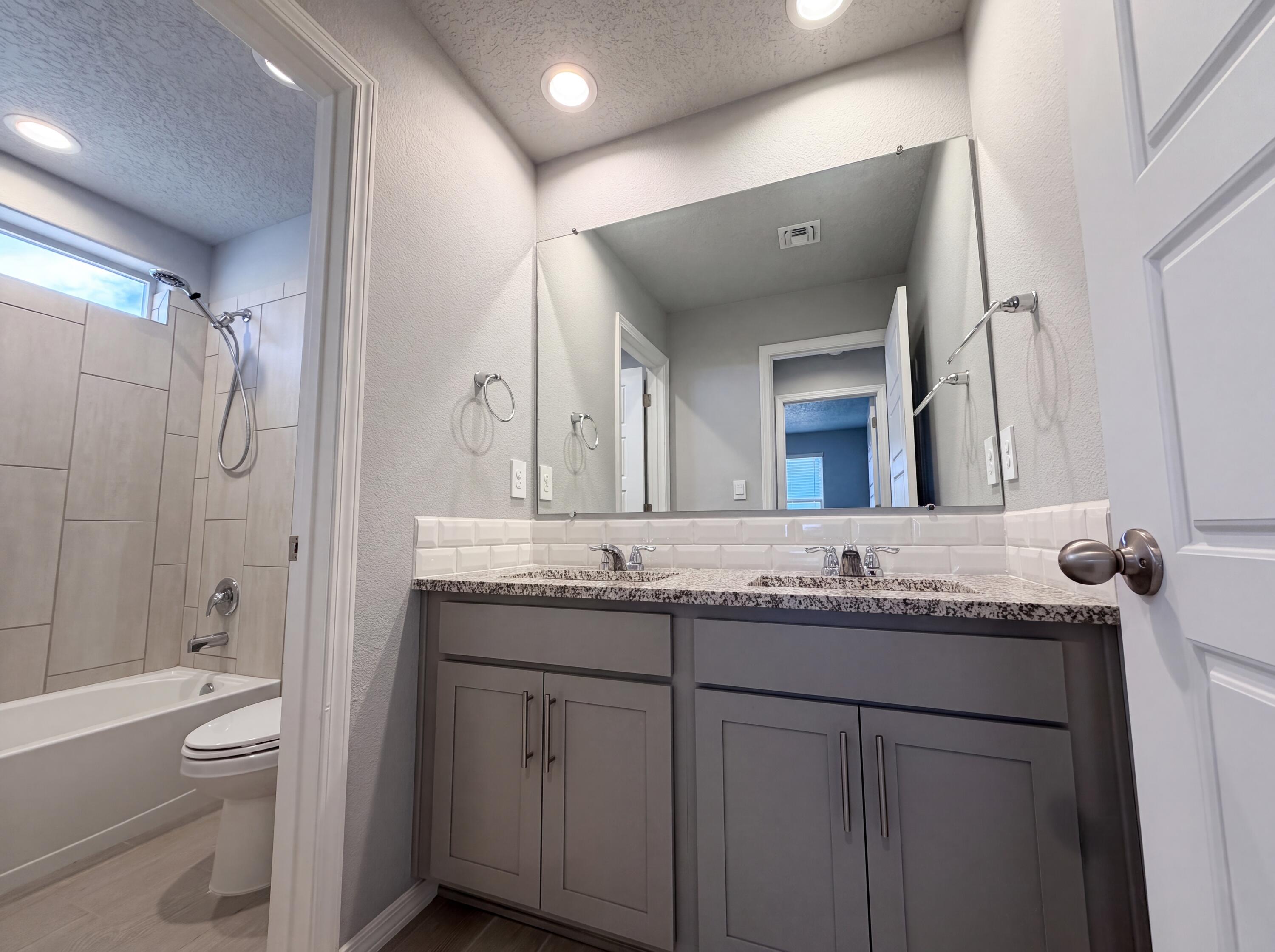 Photo 20 — 2539 McCauley Loop NE