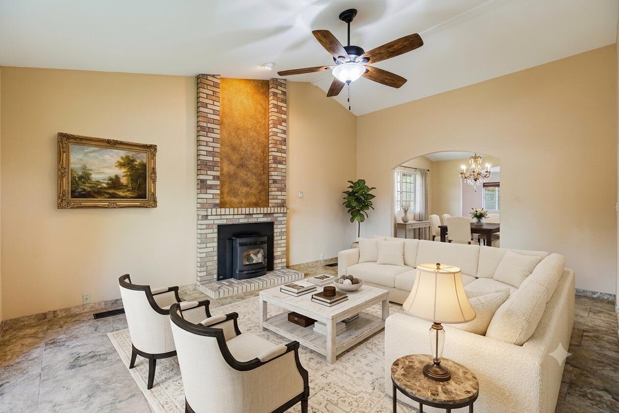 Photo 4 — 5612 Chelwood Park Boulevard NE