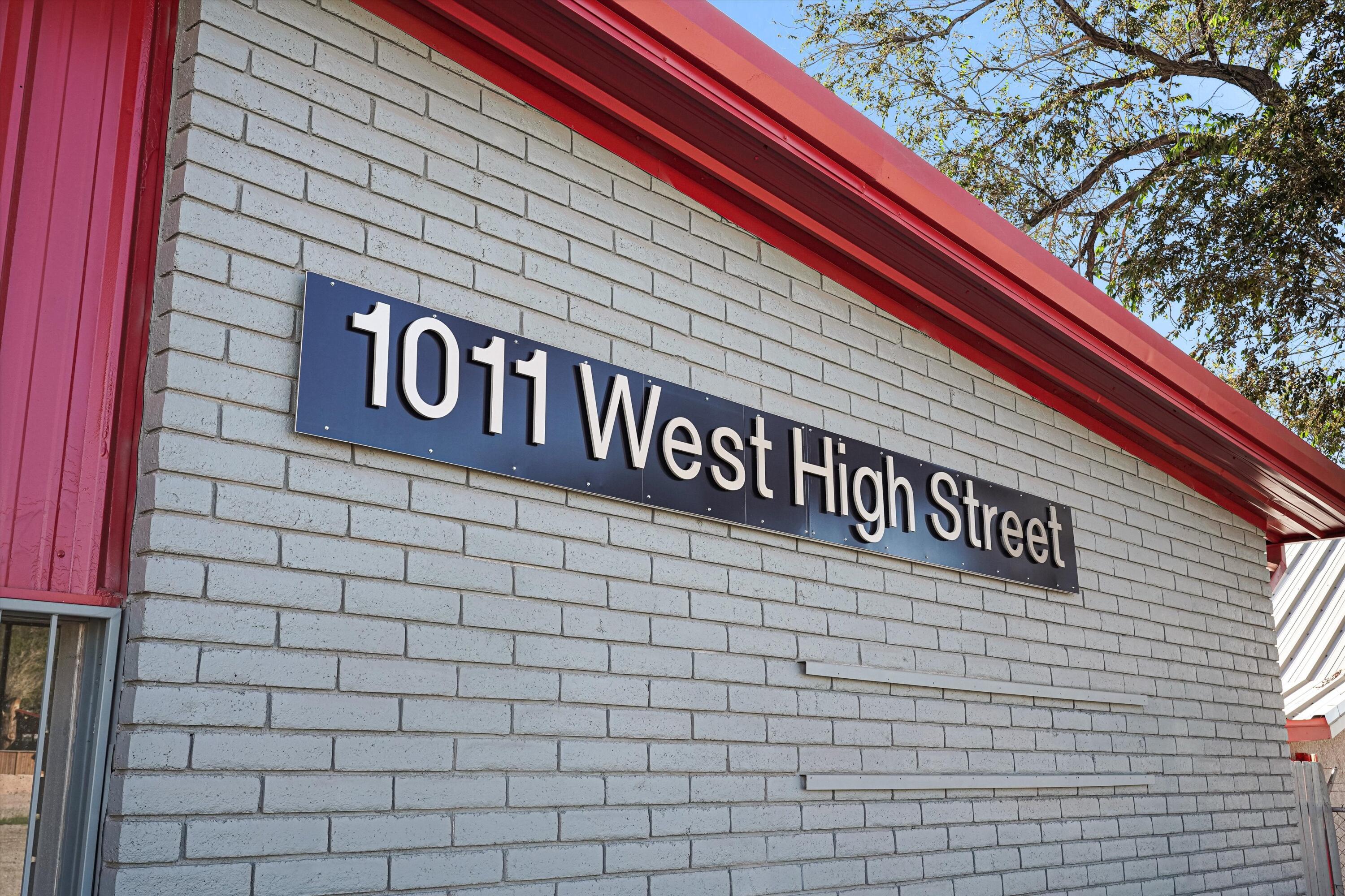 Photo 13 — 1000 W Santa Fe Avenue