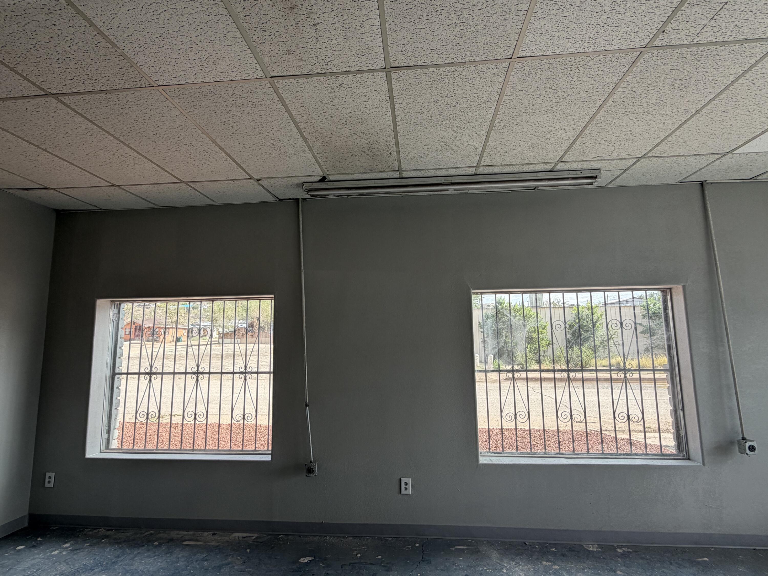Photo 19 — 1011 W High Street