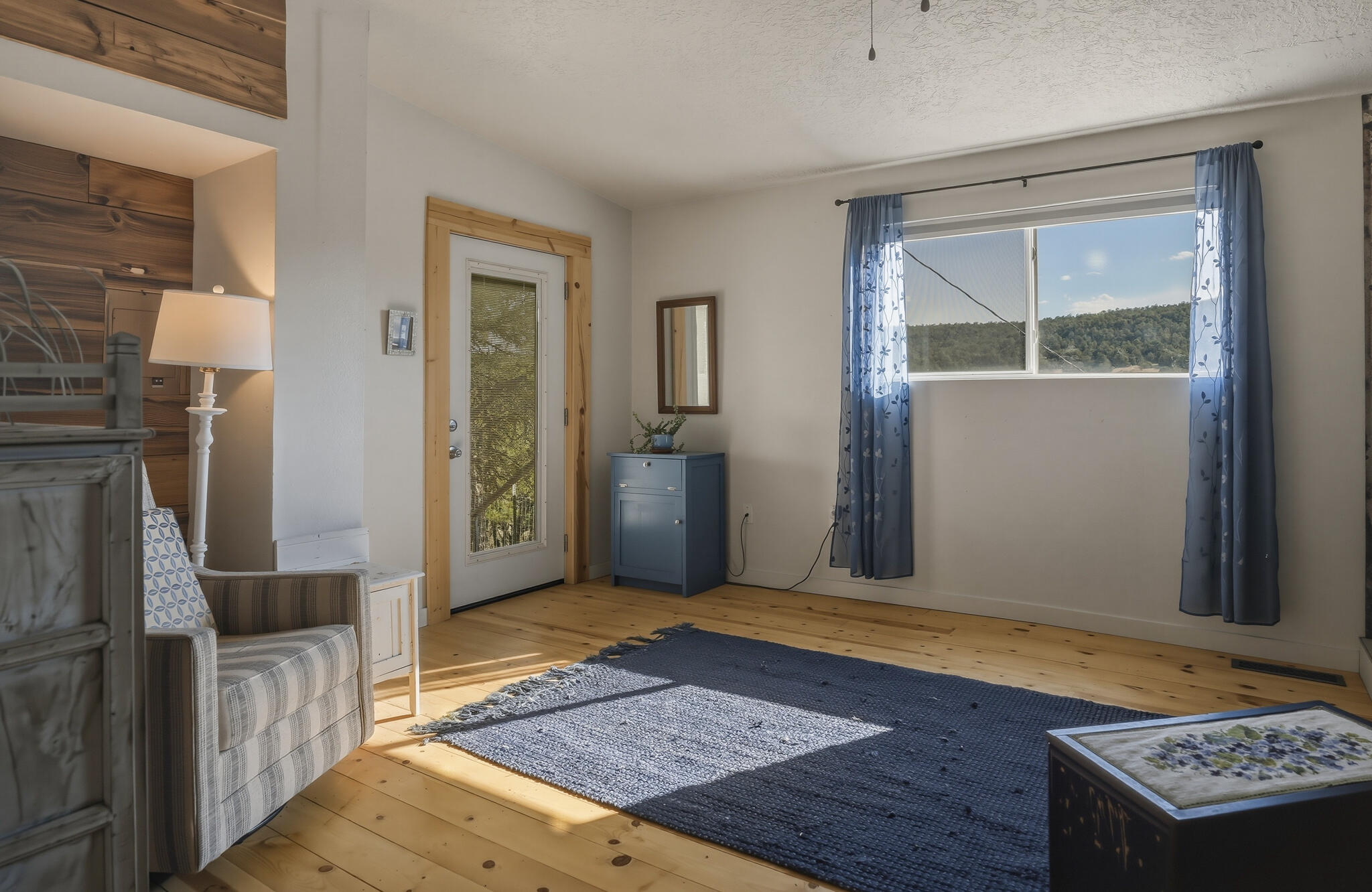 Photo 18 — 106 Mountain Valley Drive