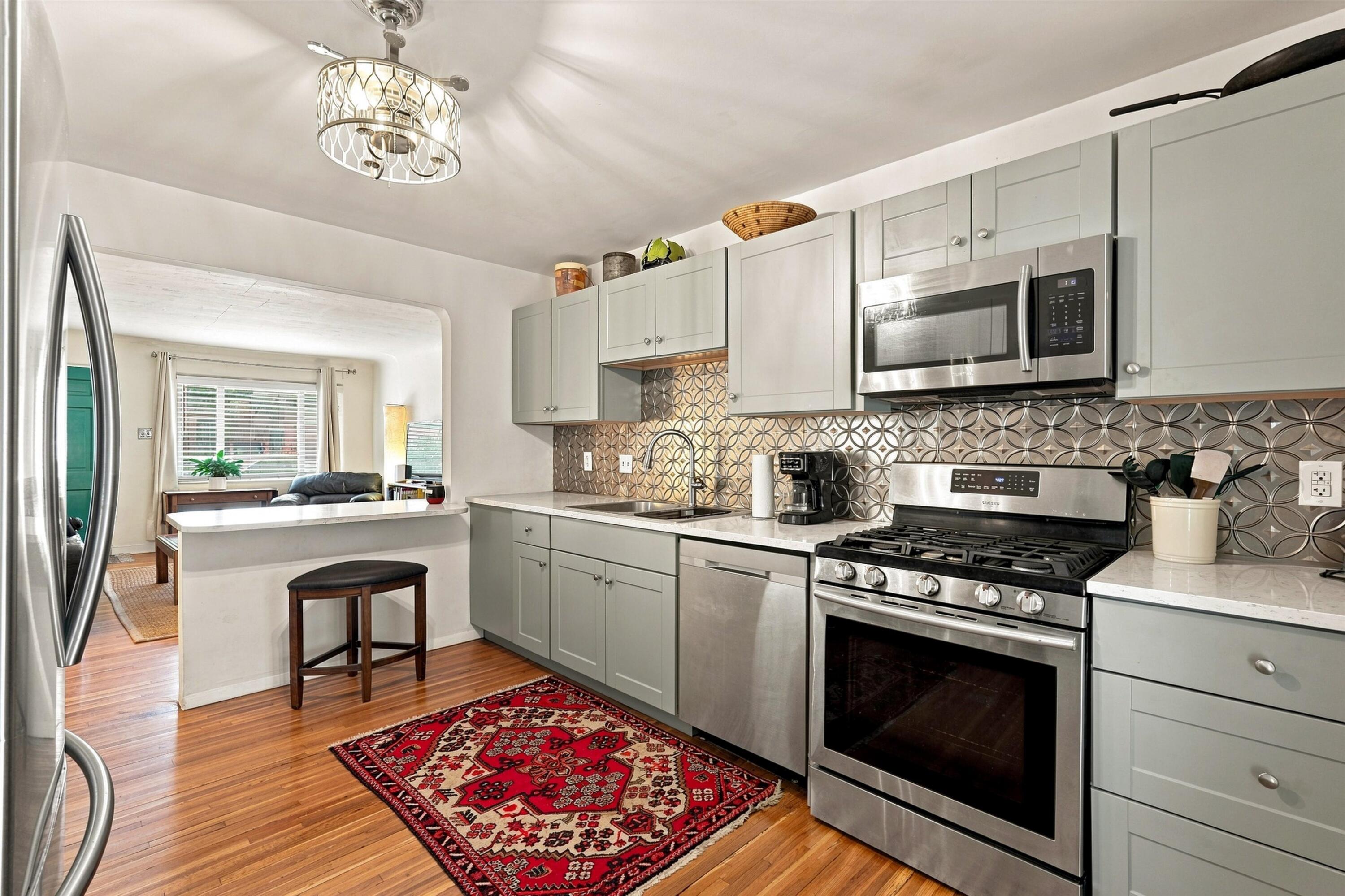 Photo 12 — 1605 Wilmoore Drive SE