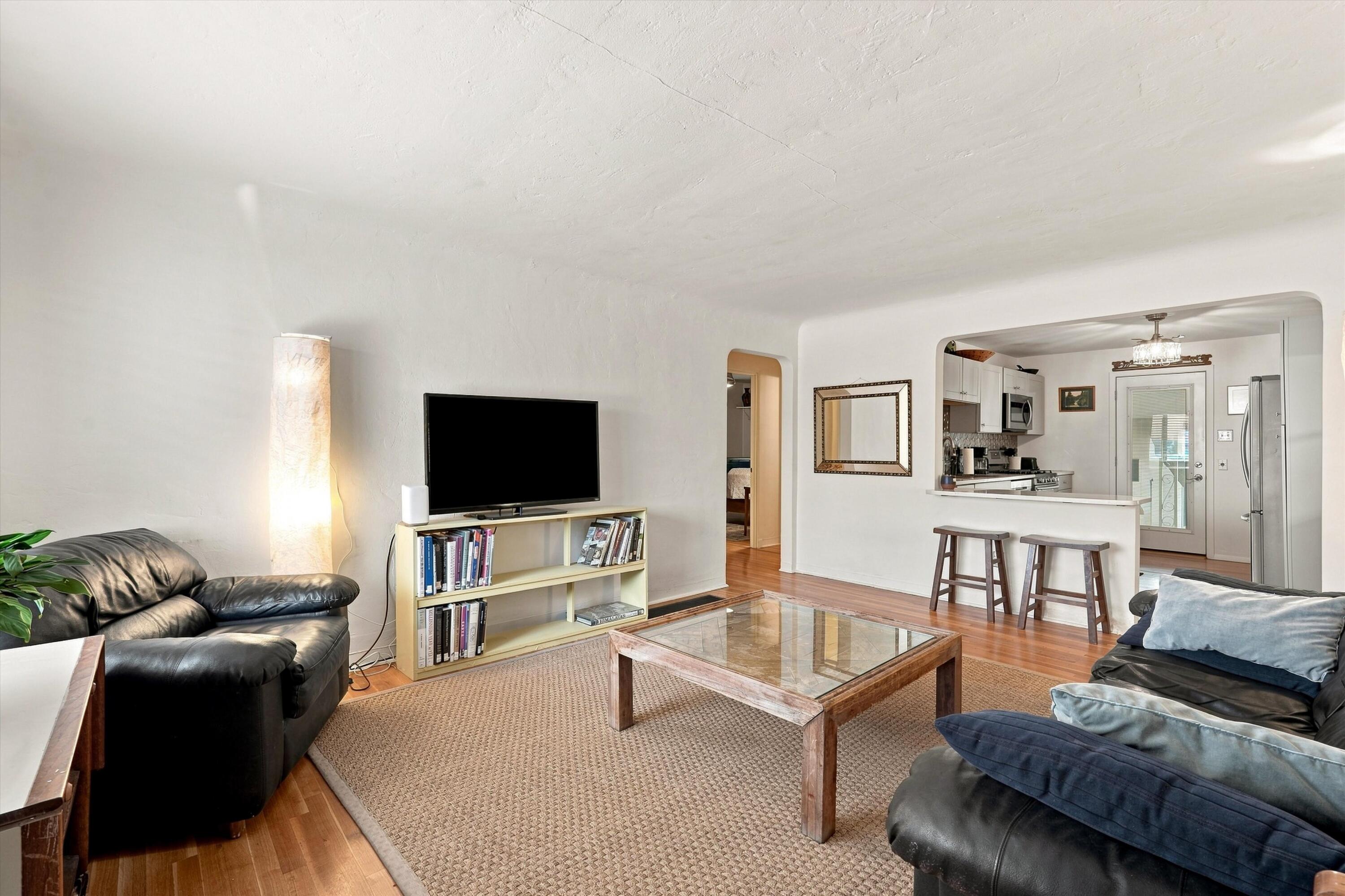 Photo 6 — 1605 Wilmoore Drive SE