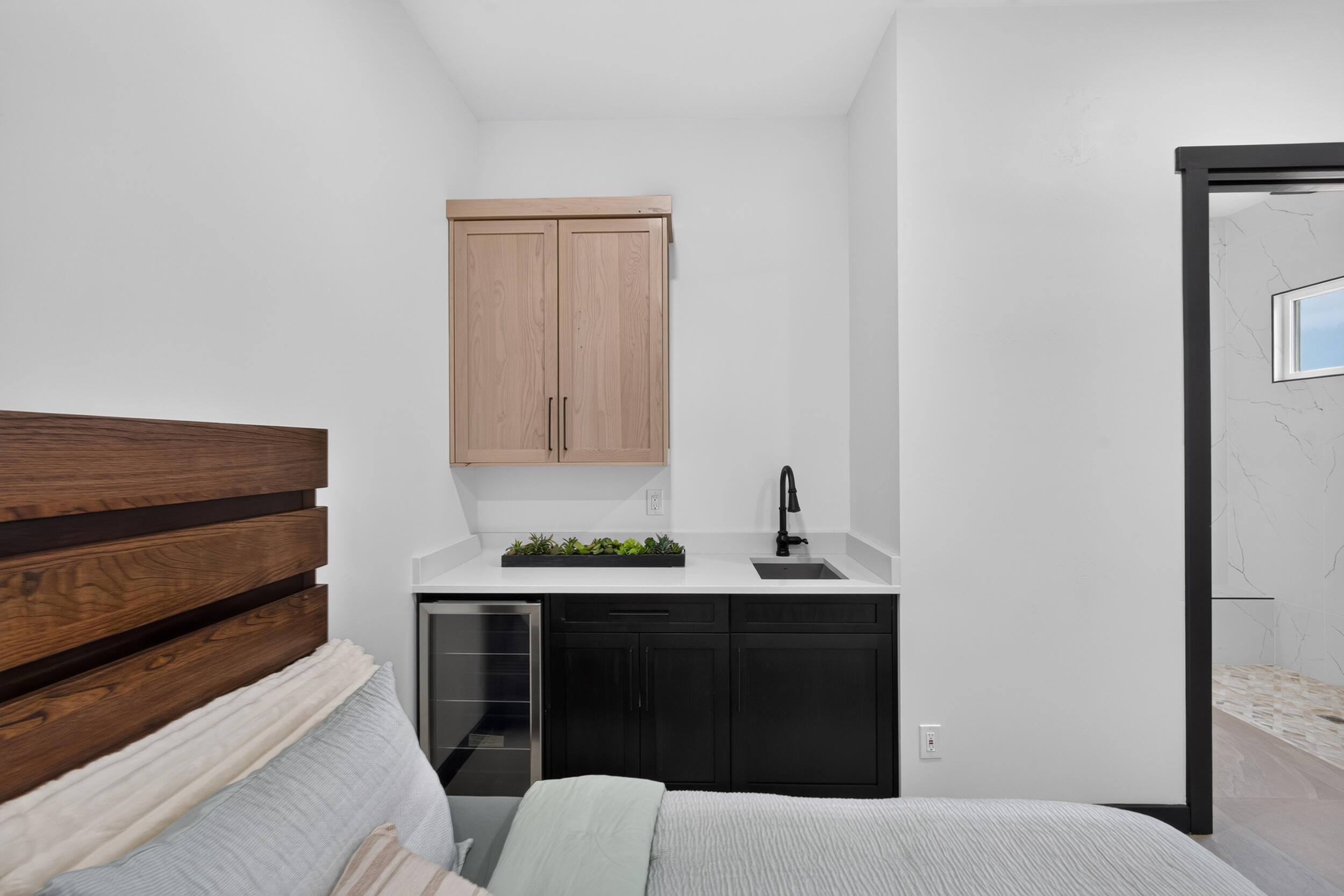 Photo 7 — 1425 6th Street SE