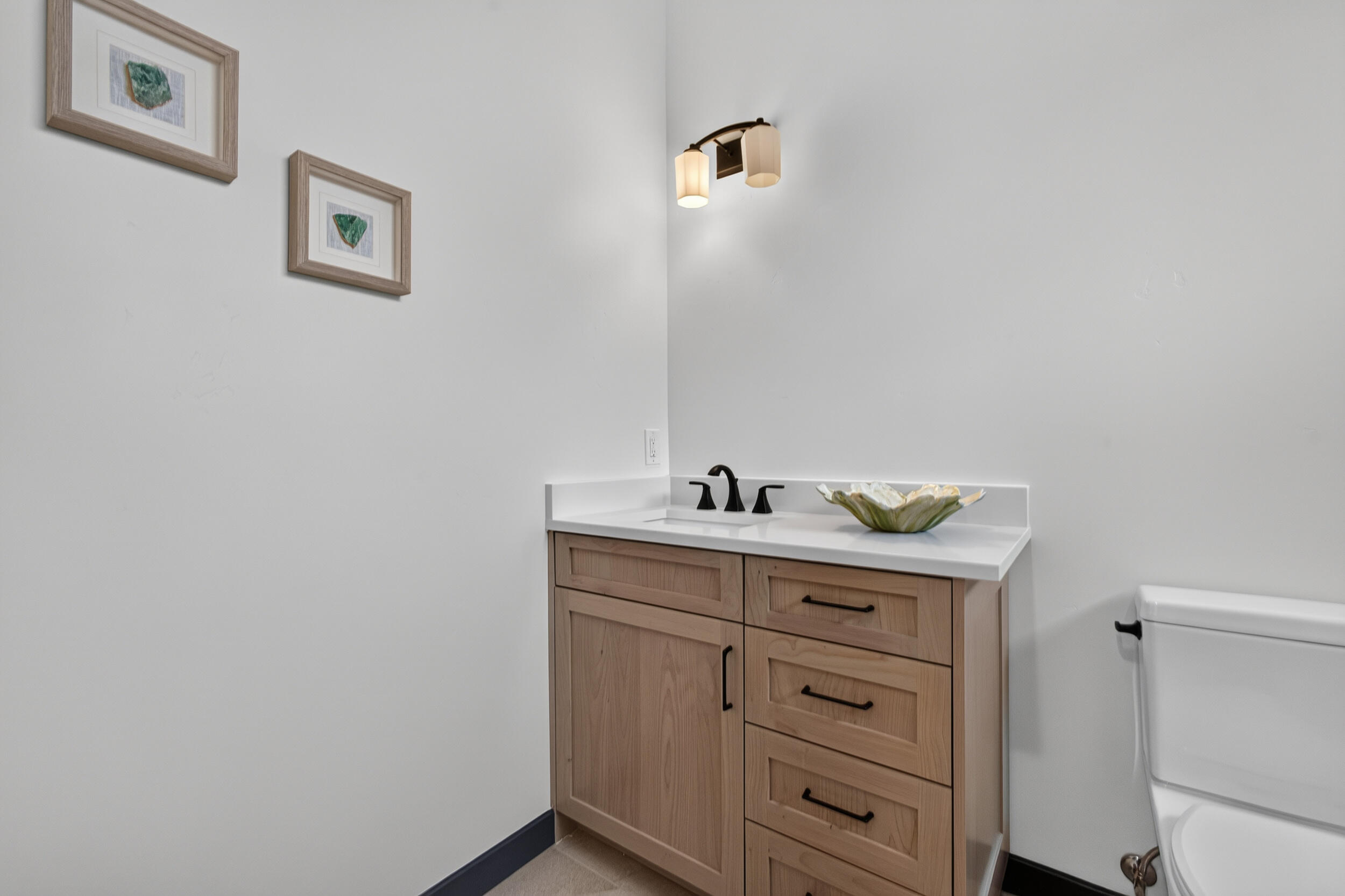 Photo 8 — 1425 6th Street SE
