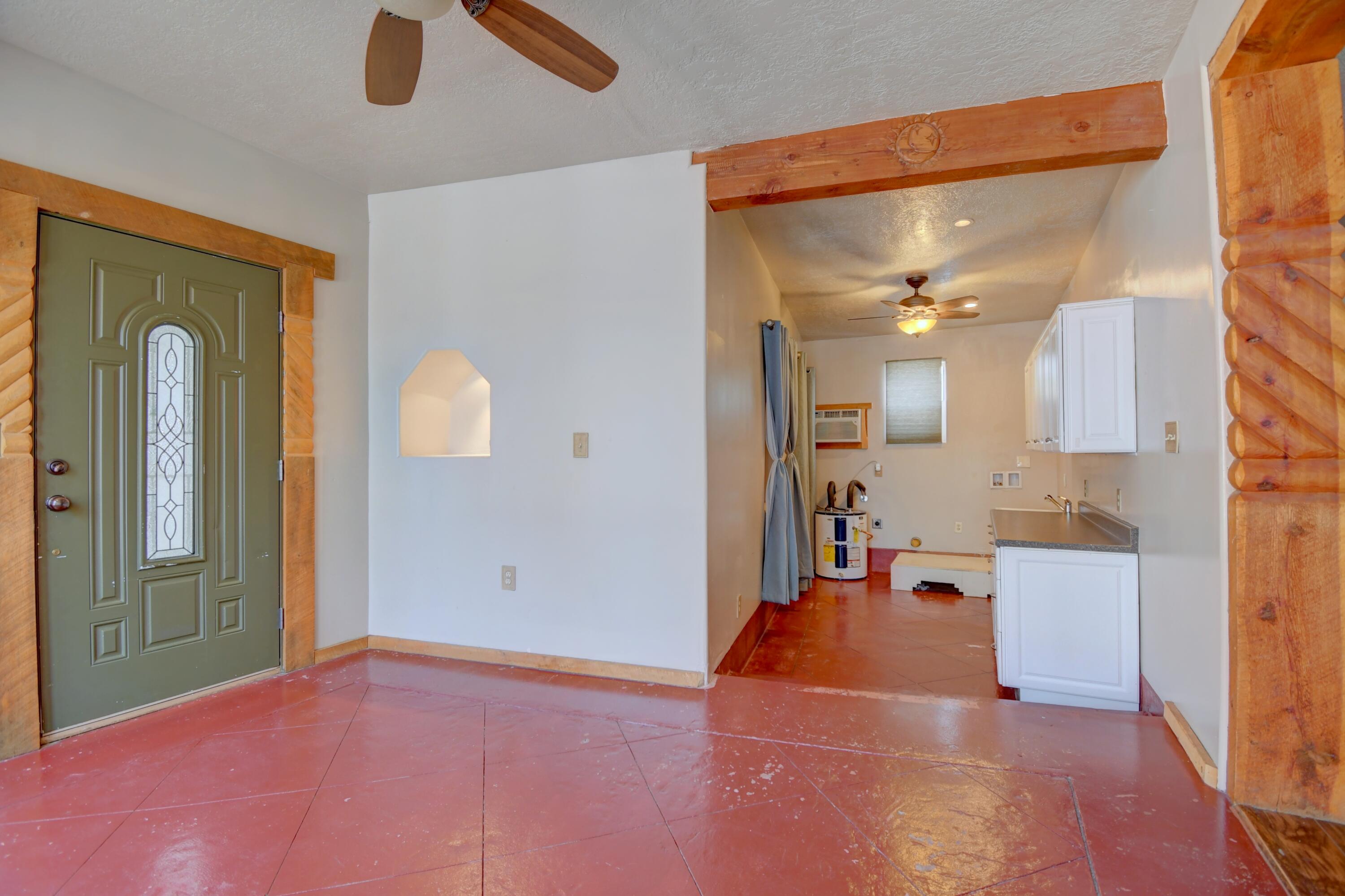 Photo 16 — 1141 Tapia Boulevard SW