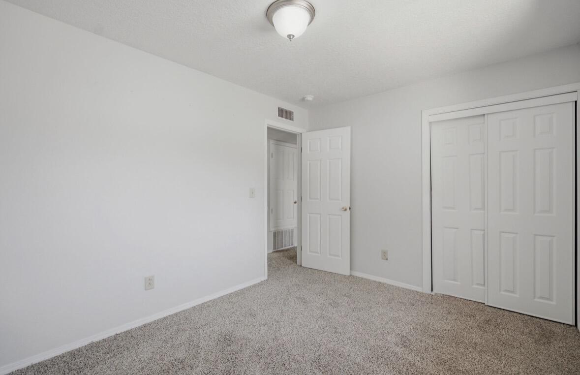 Photo 7 — 1906 Adonis Court NE