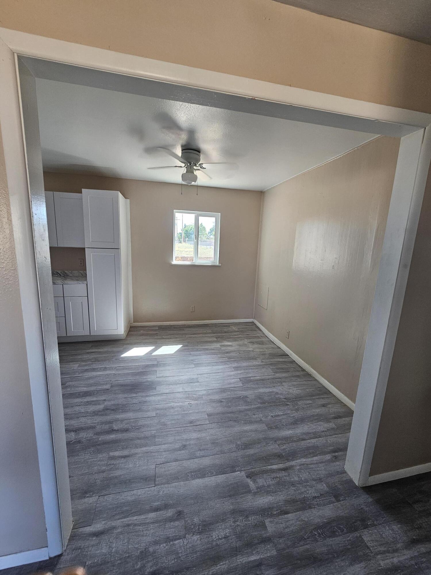 Photo 8 — 338 Thurston Lane