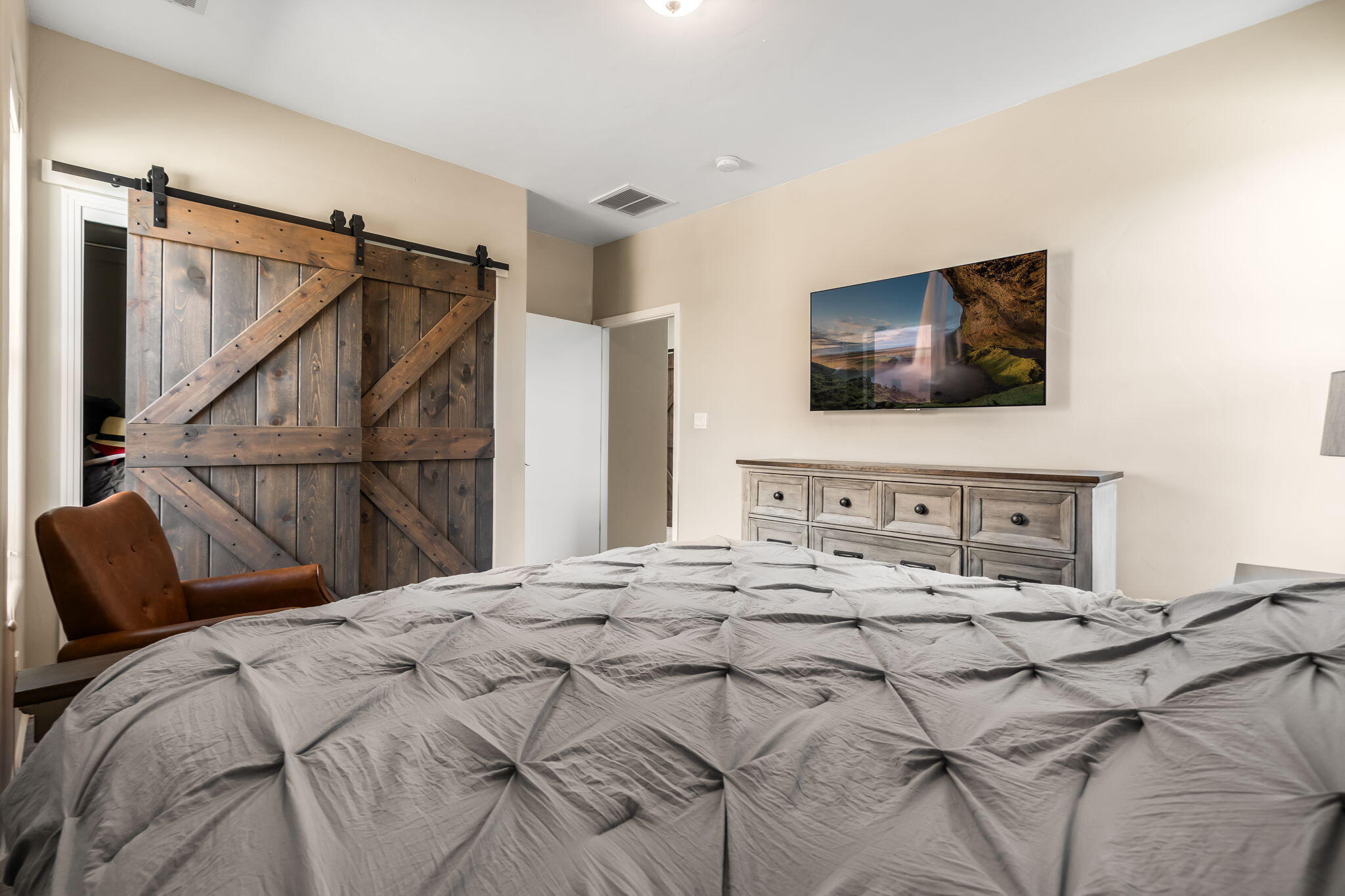 Photo 16 — 4715 Mi Cordelia Drive NW