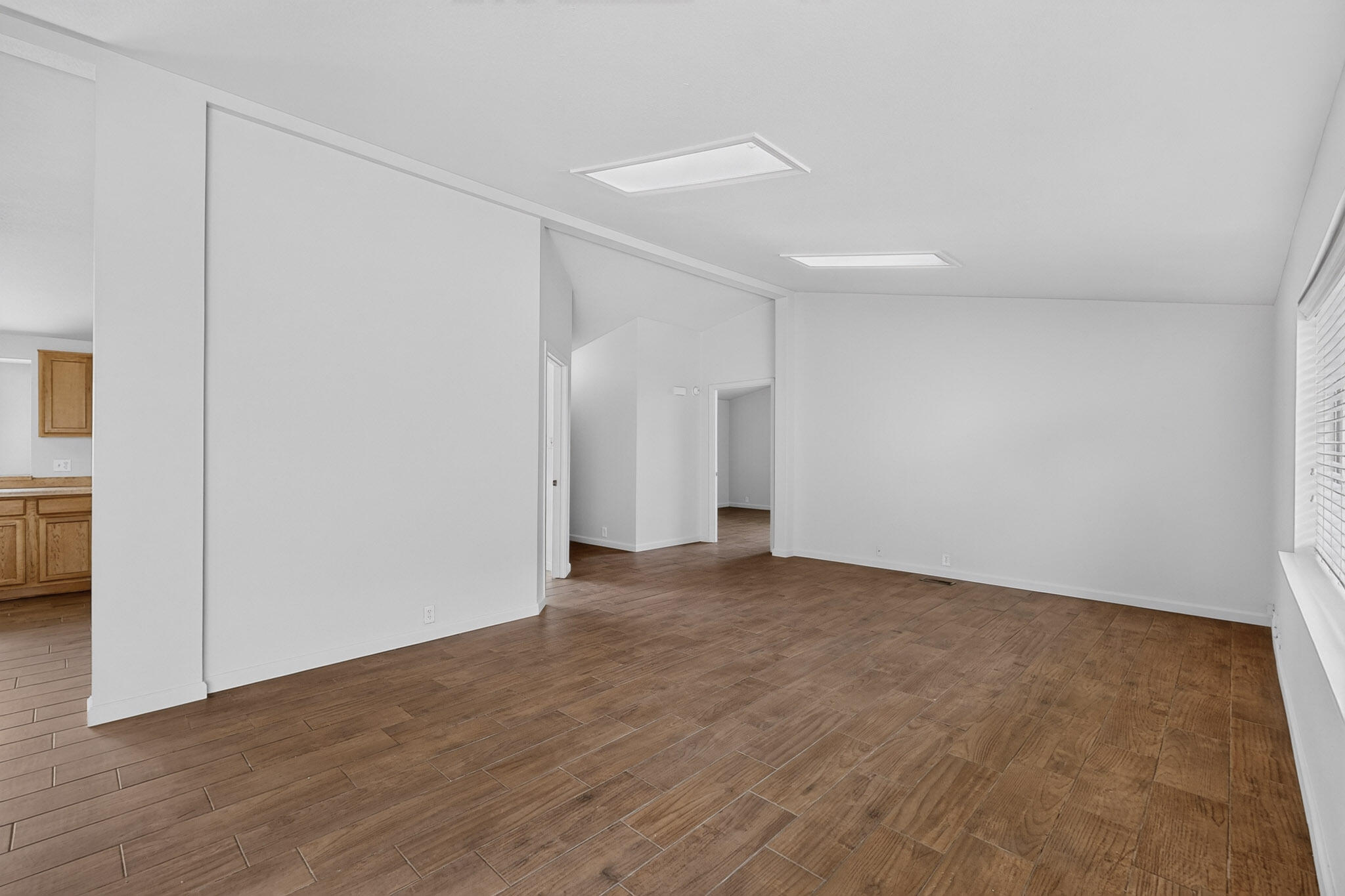 Photo 20 — 7201 Canary Lane NE