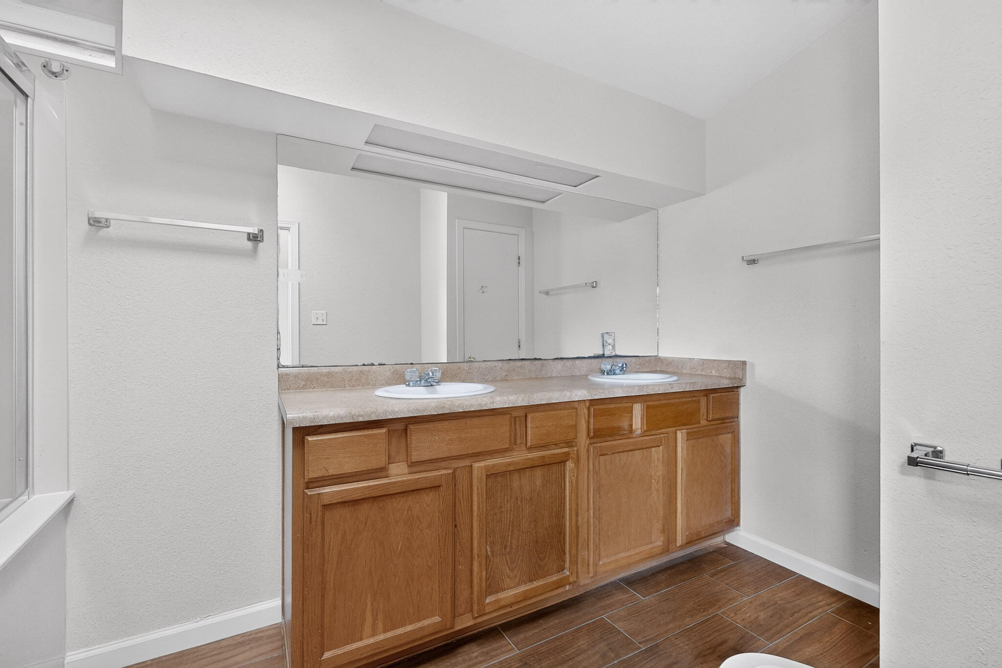 Photo 17 — 7201 Canary Lane NE
