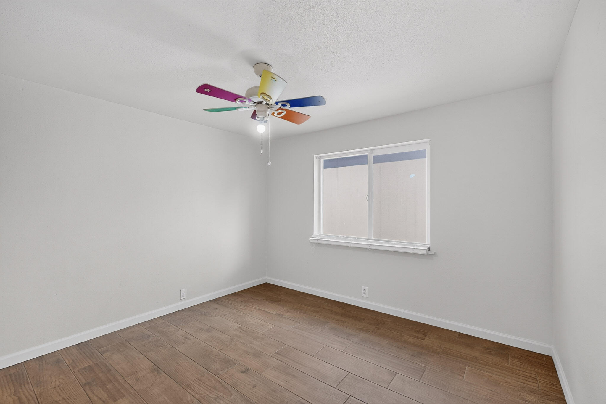 Photo 14 — 7201 Canary Lane NE