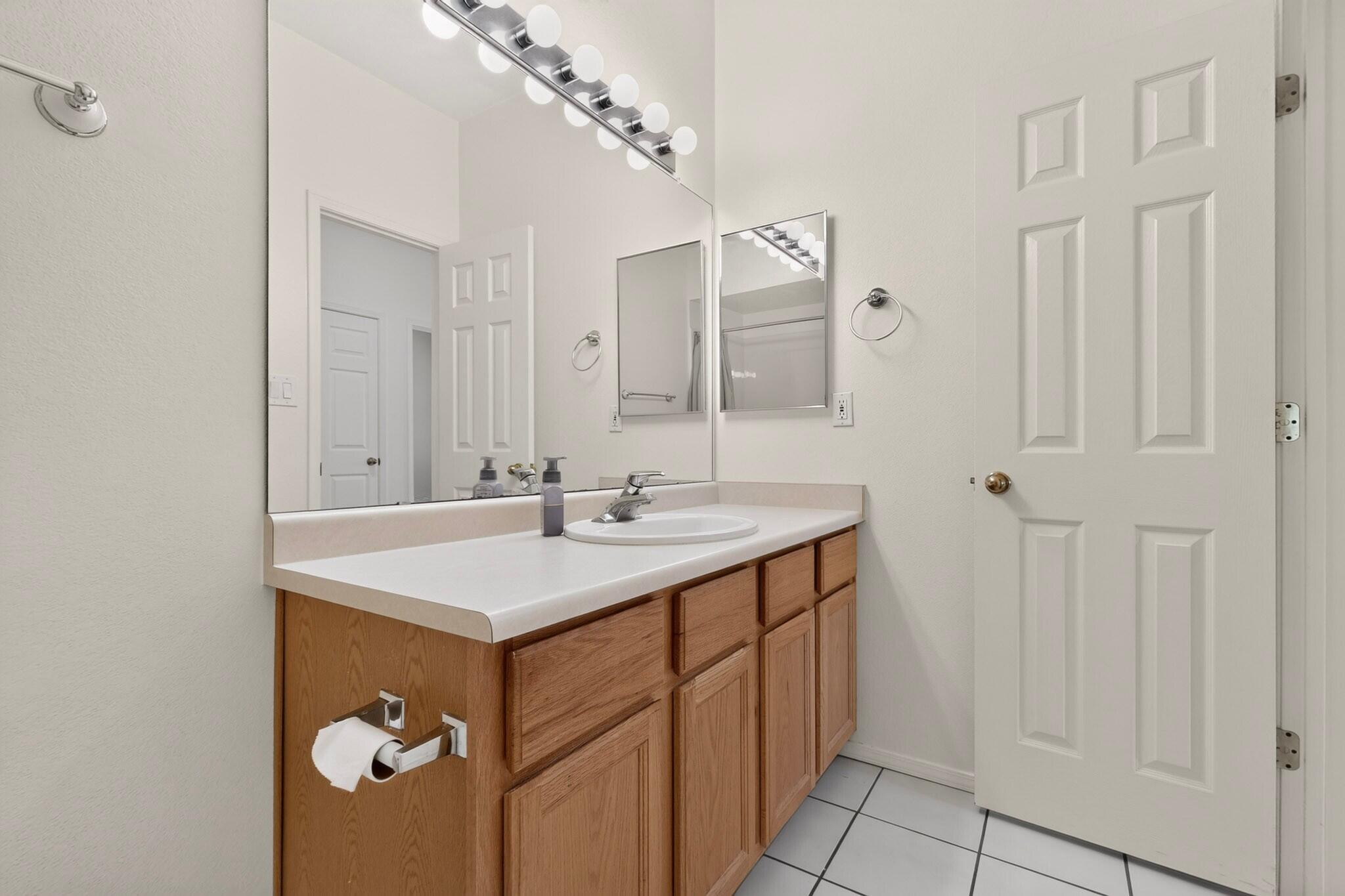 Photo 12 — 7100 Luz De La Luna Place NW