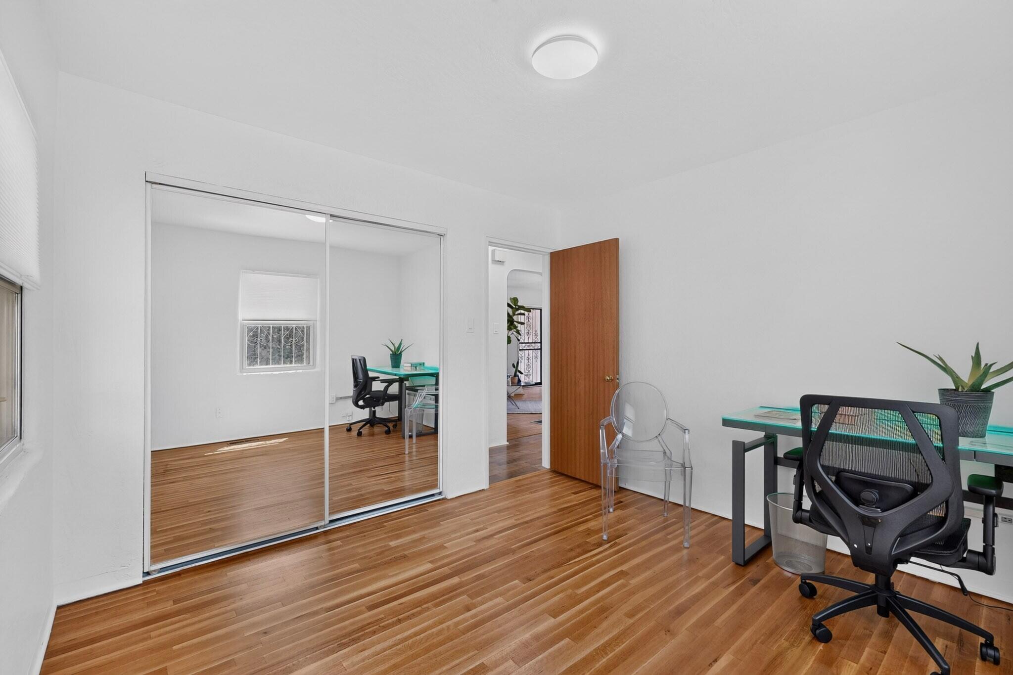 Photo 14 — 821 Cagua Drive SE