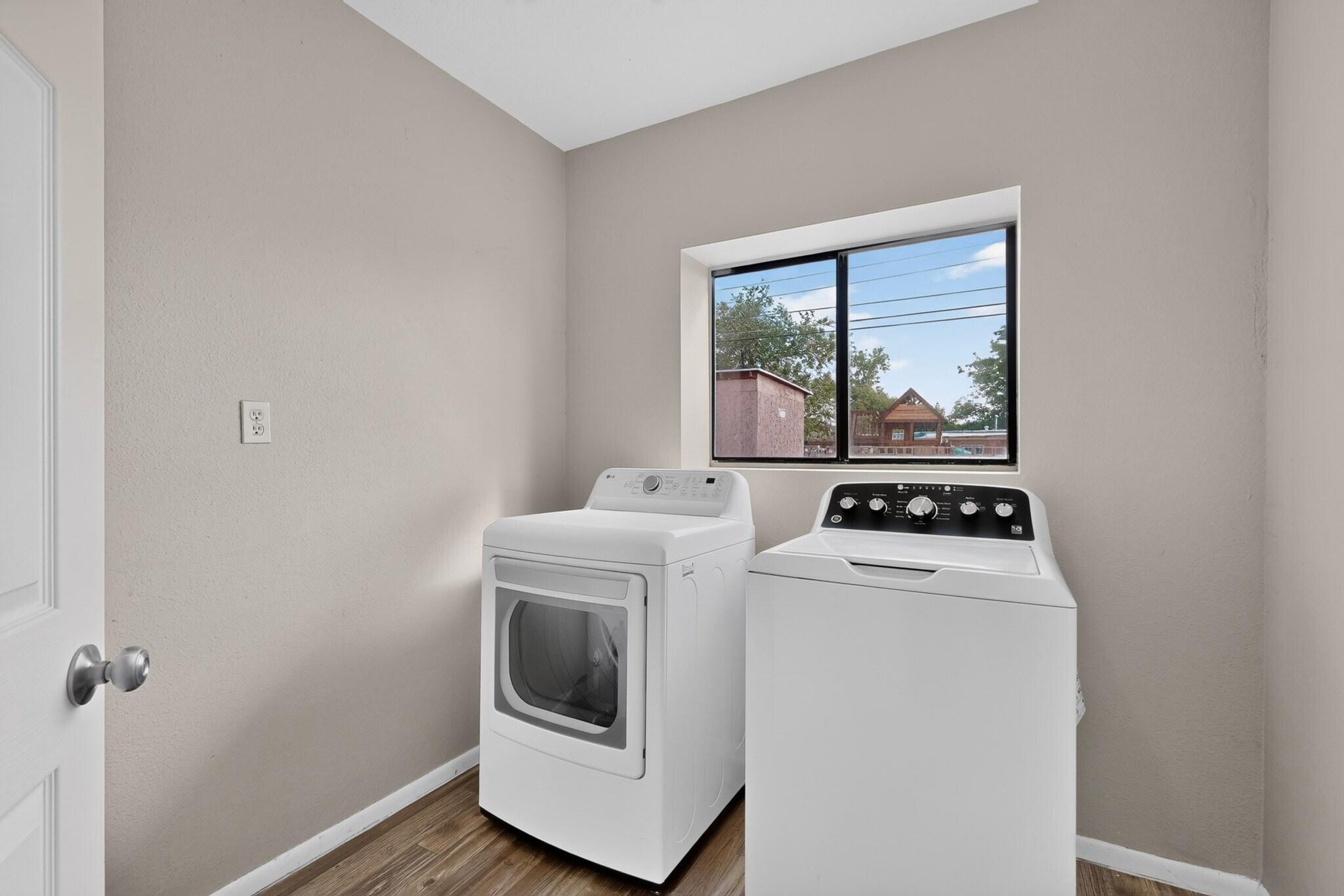 Photo 14 — 1500 Alamo Avenue SE