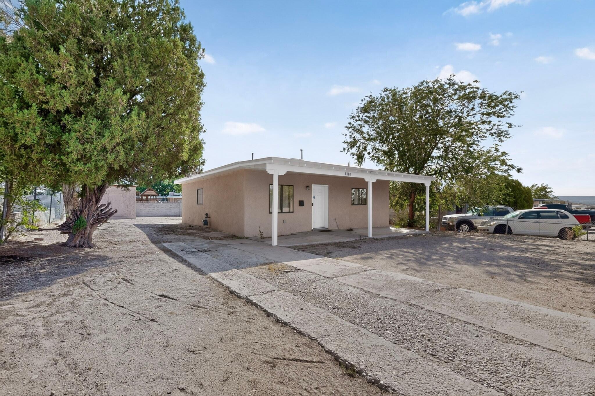 Photo 4 — 1500 Alamo Avenue SE