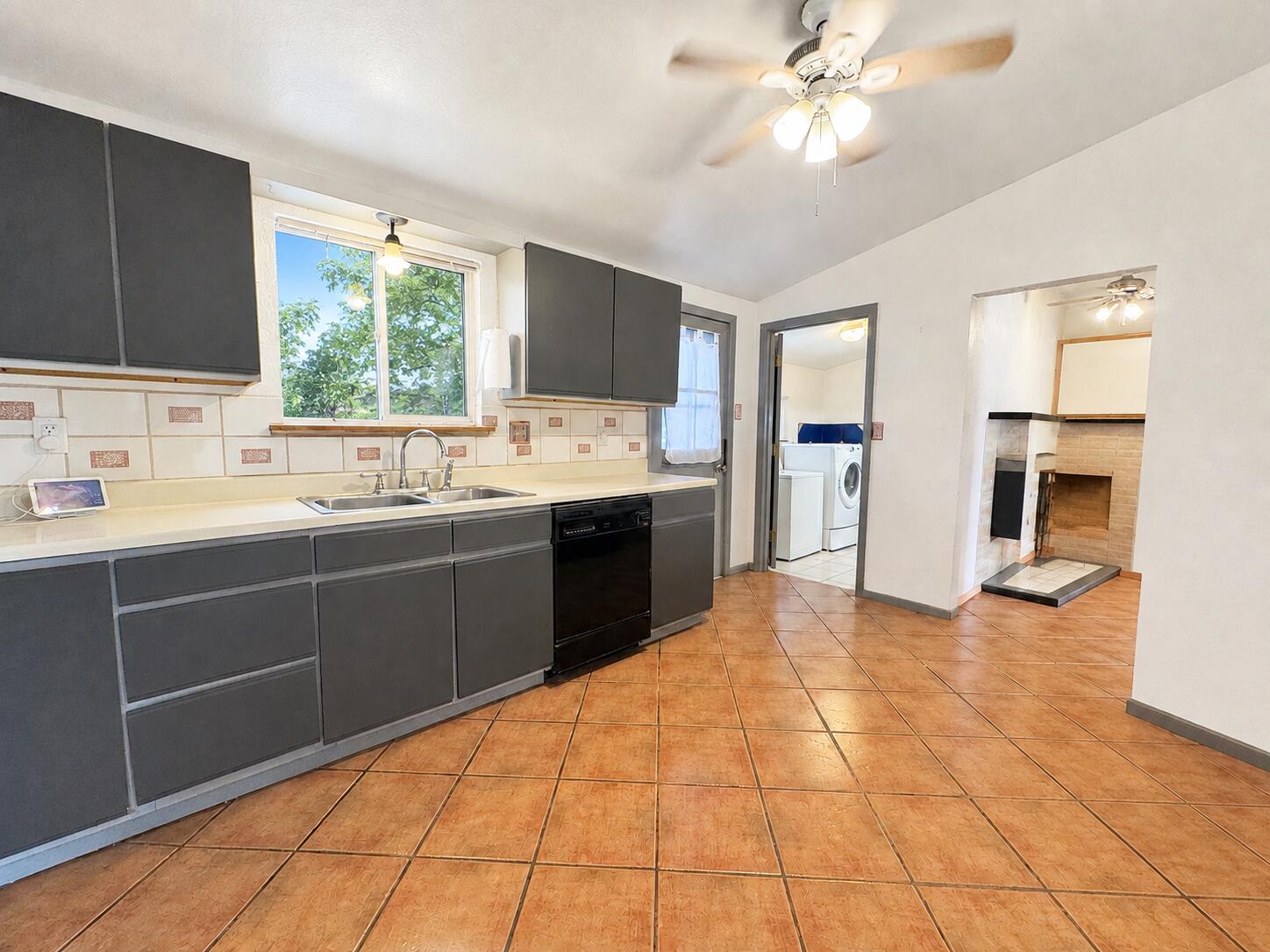 Photo 11 — 11420 Angelina Place NE